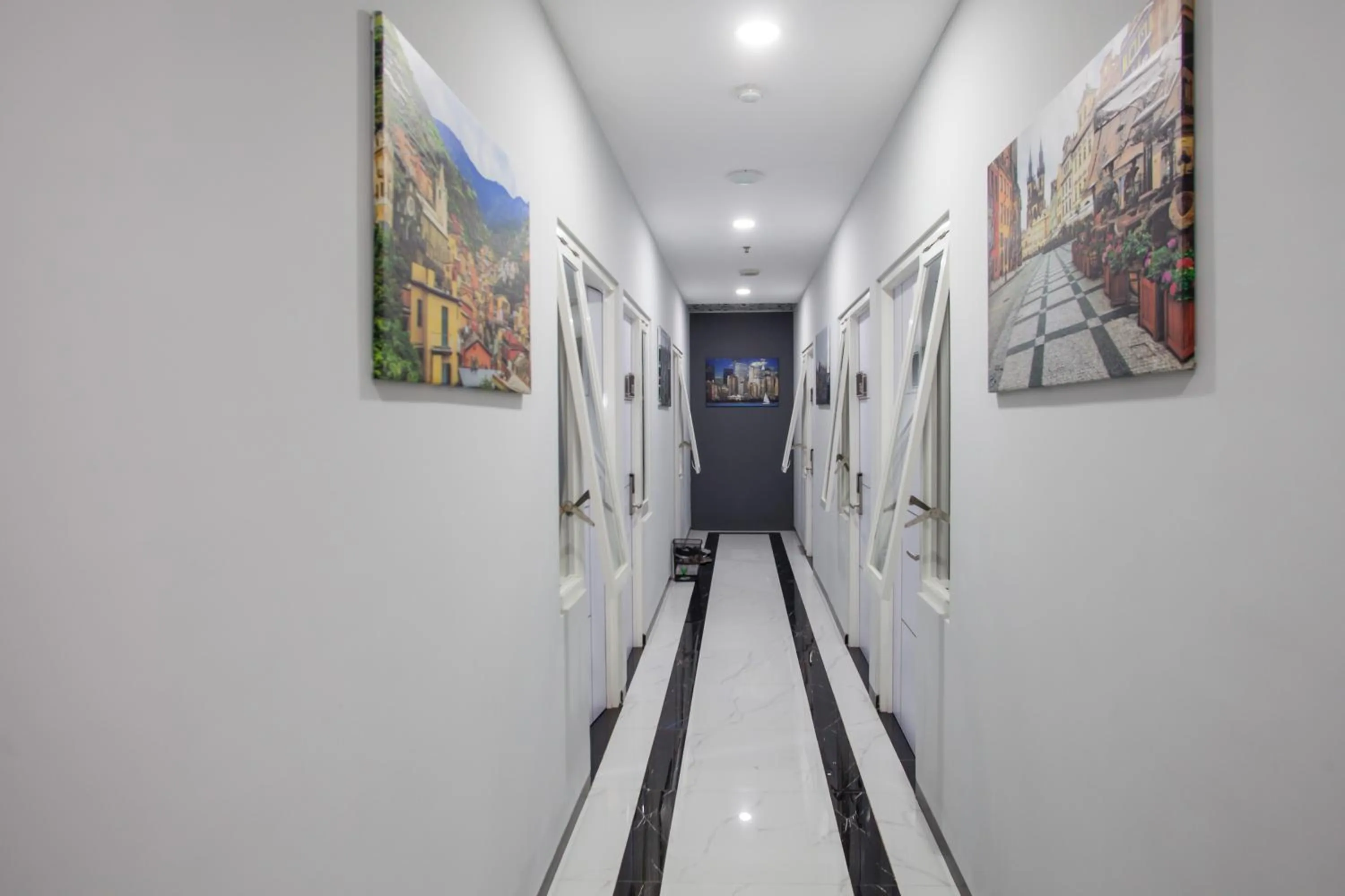 Lobby or reception in RedDoorz Plus near Politeknik Negeri Malang