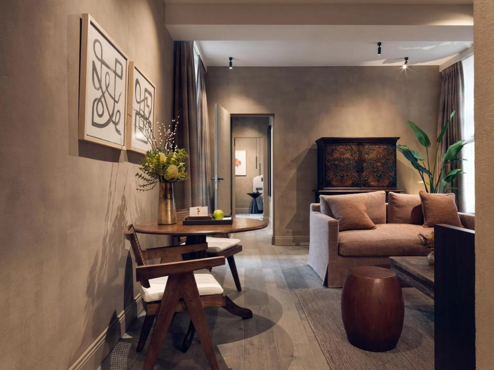 Living room in Botanic Sanctuary Antwerp - The Leading Hotels of the World