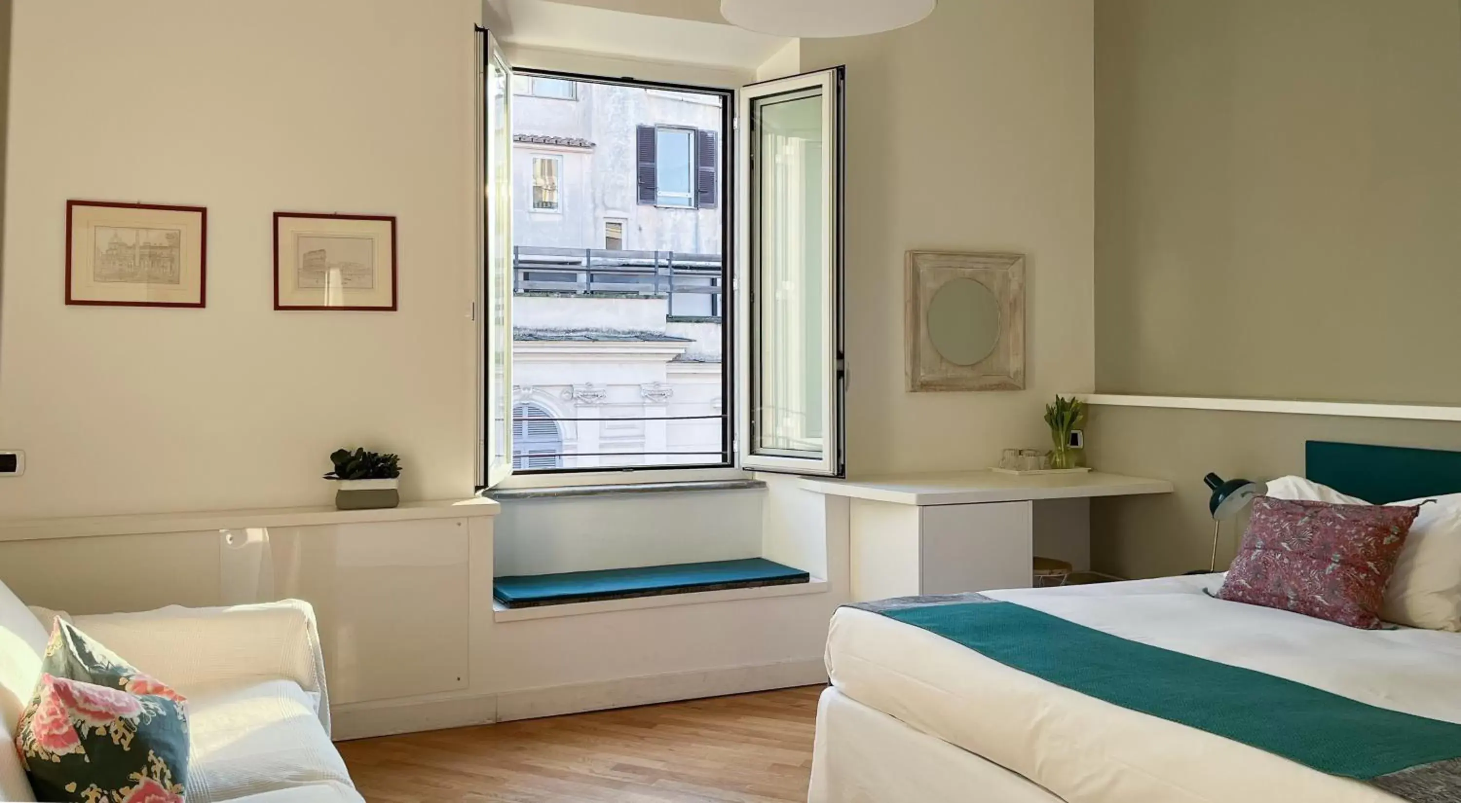 Junior Suite in NTB Roma B&B Junior Suite in NTB Roma B&B