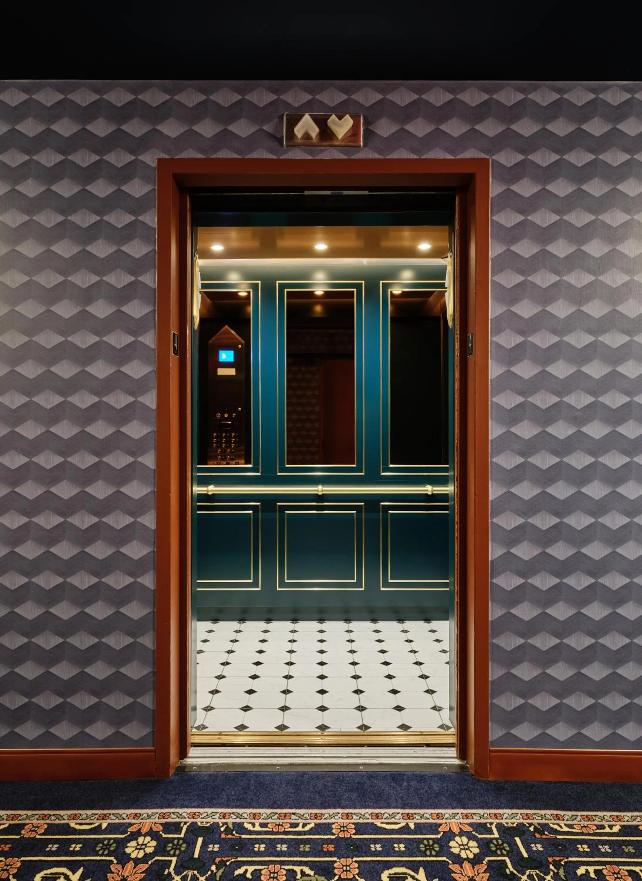 elevator in Romer Hell's Kitchen