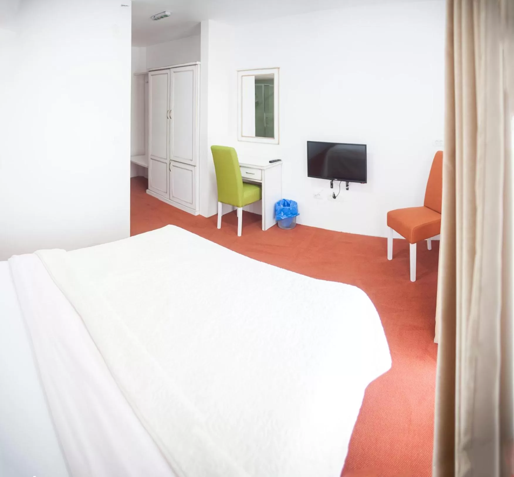 Photo of the whole room, Bed in Hotel Serdar