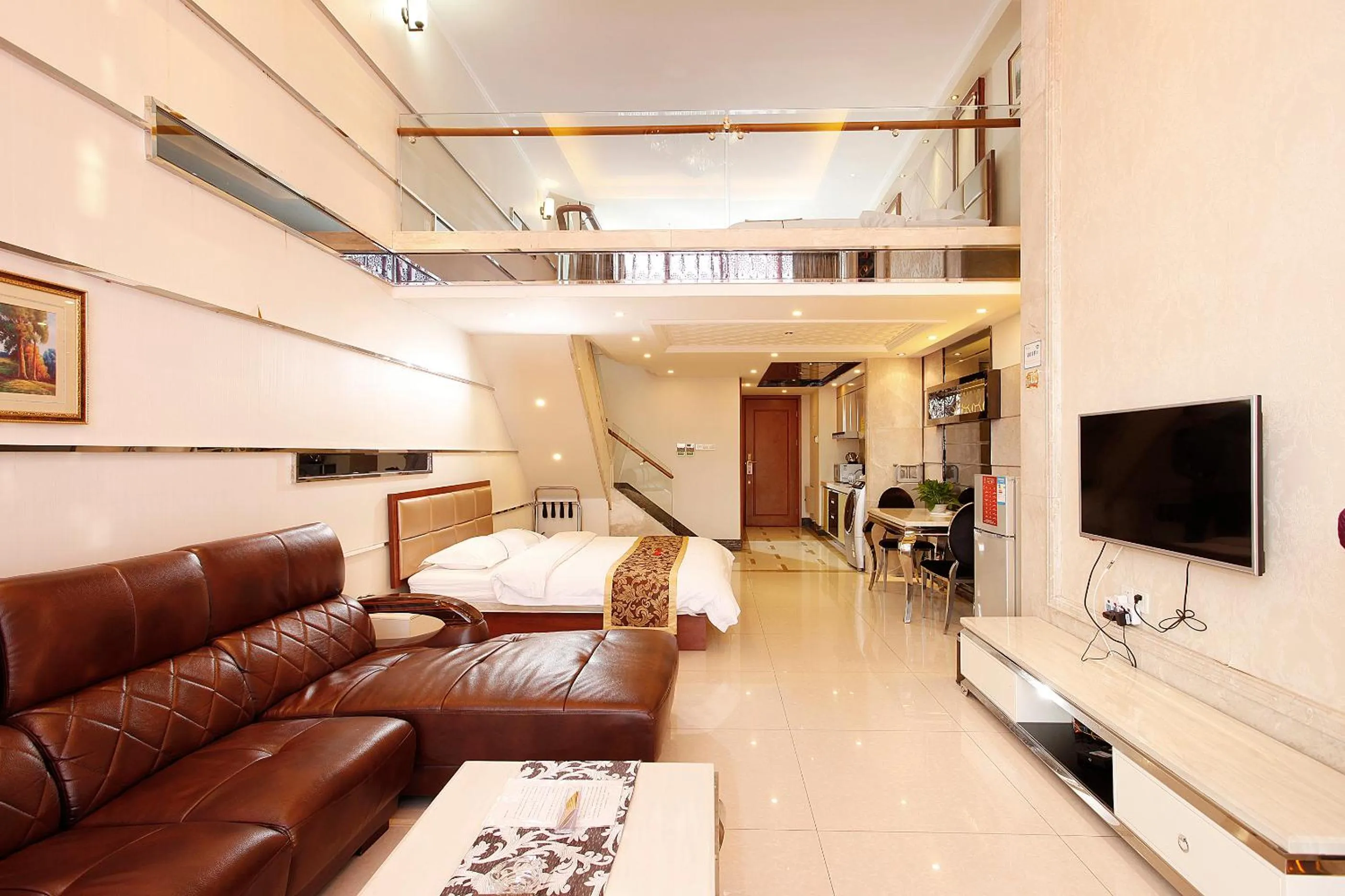 Communal lounge/ TV room in Guangzhou Hakka Apartment Beijing Road