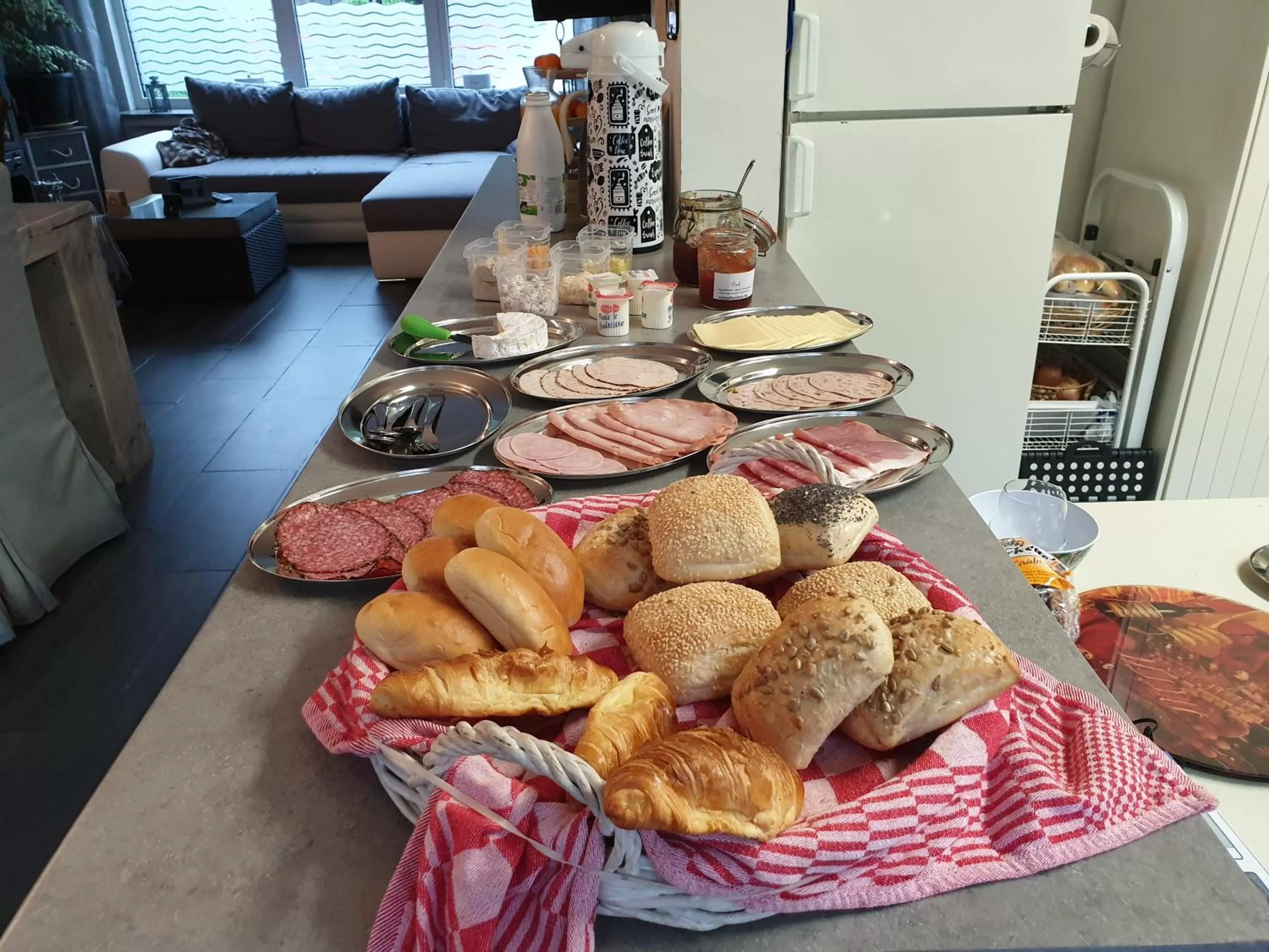 Buffet breakfast in B&B Lazy Life