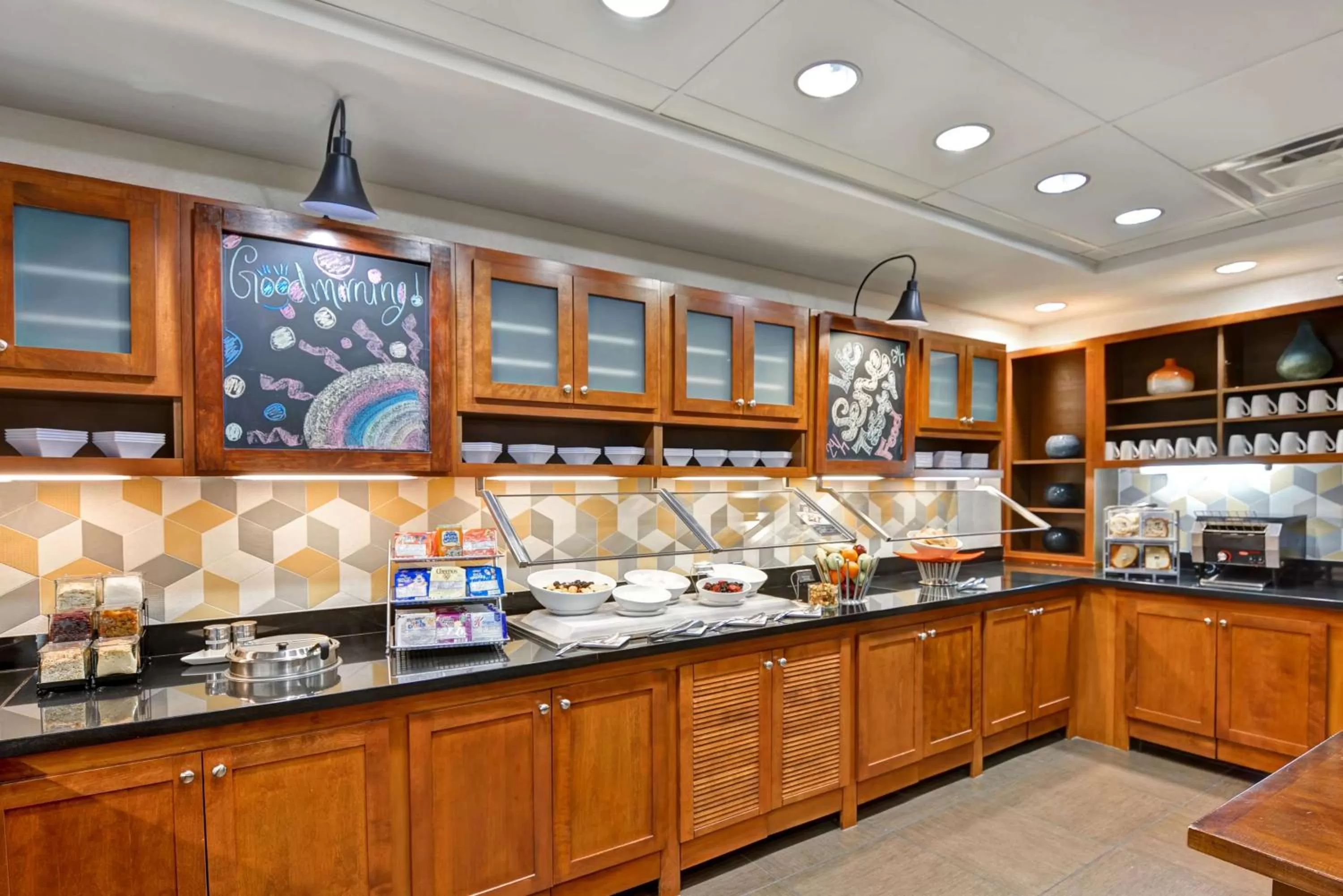 Restaurant/places to eat in Hyatt Place Birmingham/Hoover