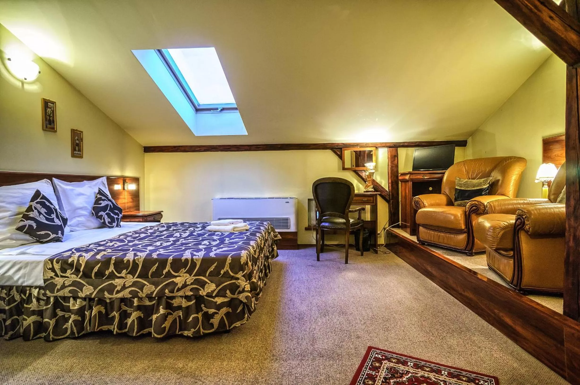 Photo of the whole room in Old Time Hotel