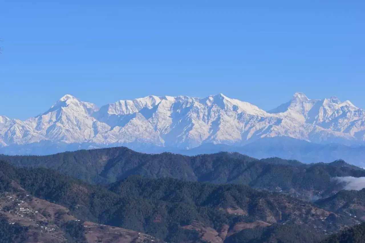 Villa with Garden View in Kasar Himalaya Holiday Home Villa with Garden View in Kasar Himalaya Holiday Home