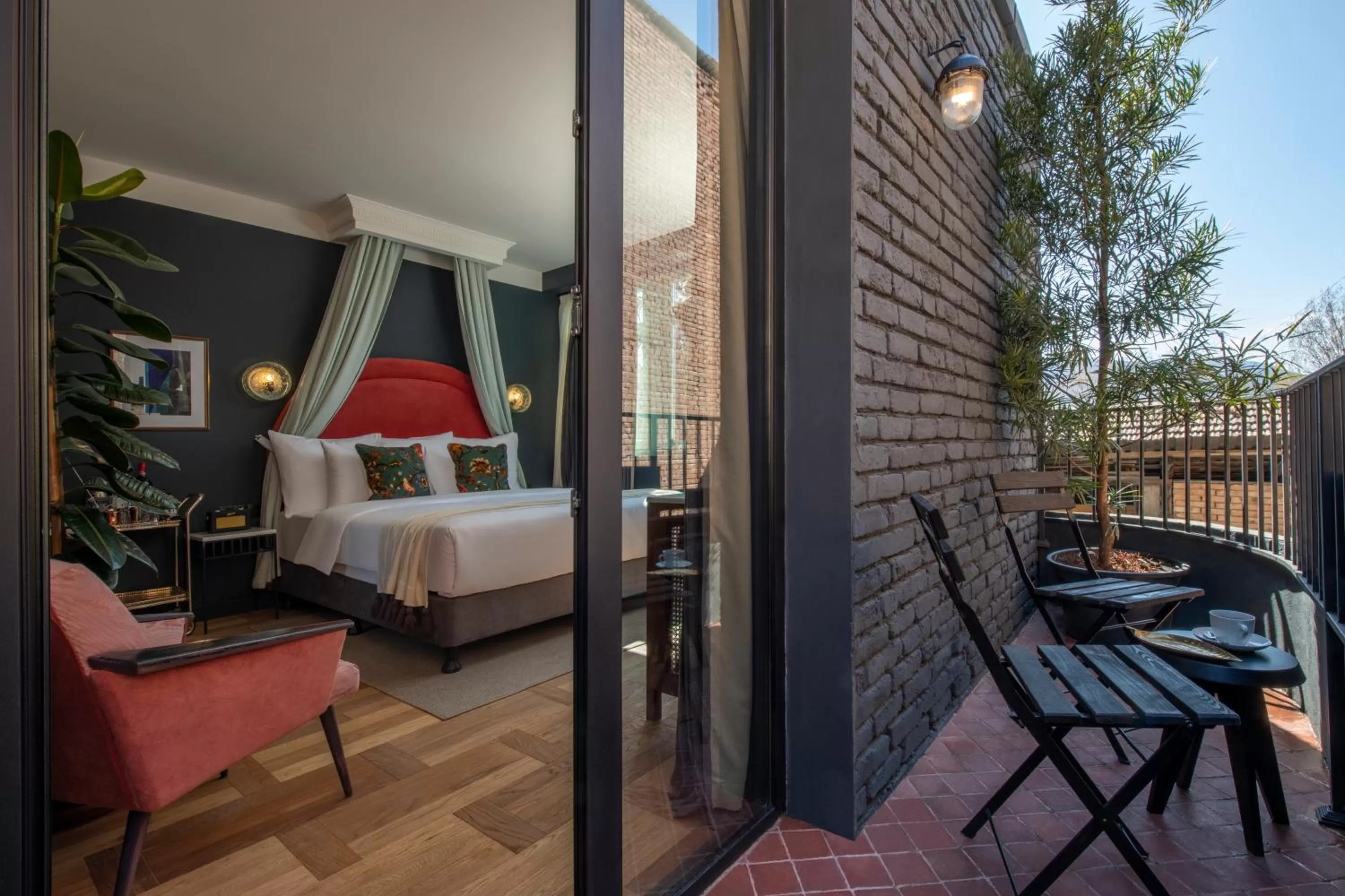 Balcony/Terrace, Bed in Communal Hotel Plekhanovi