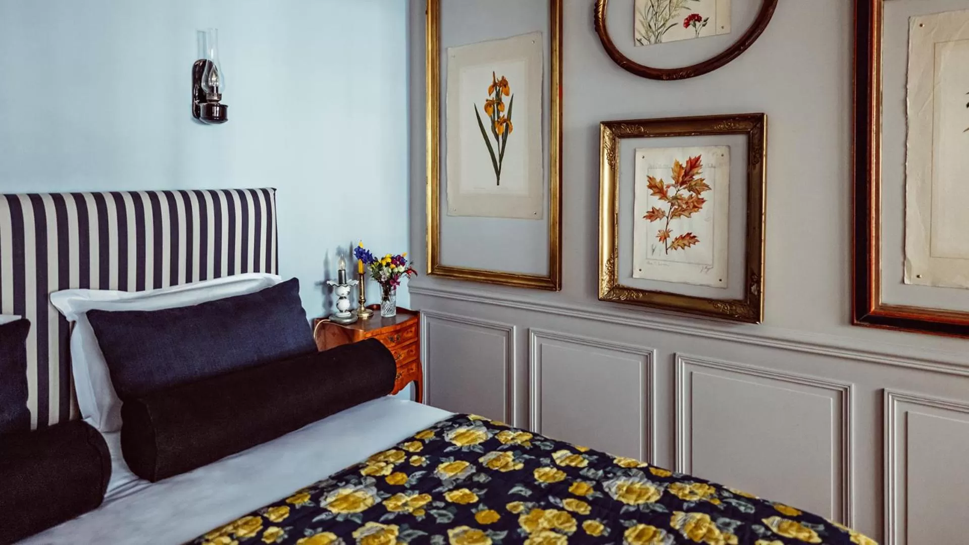 Bed in Maison Saintonge