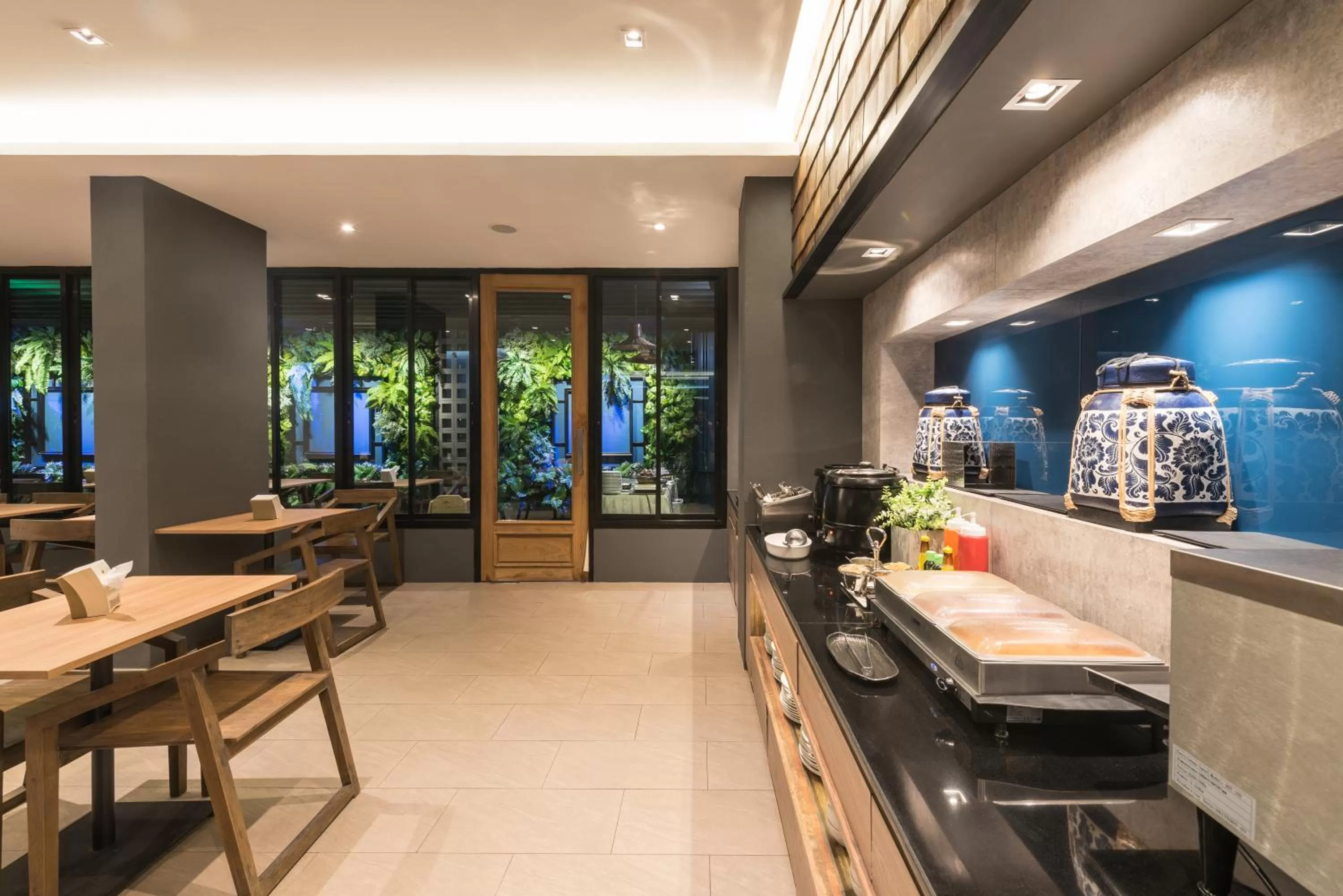 Breakfast in L Nimman