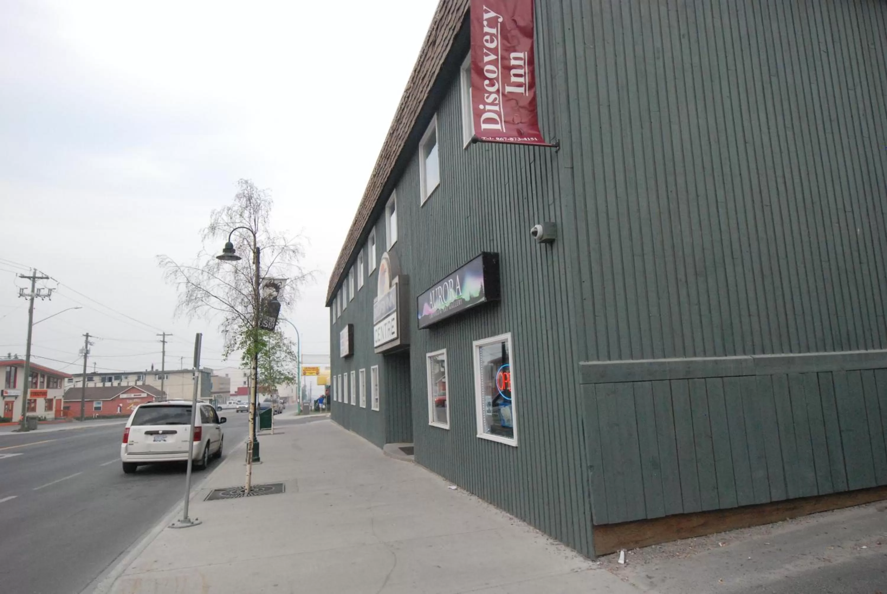 Facade/entrance in Discovery Inn
