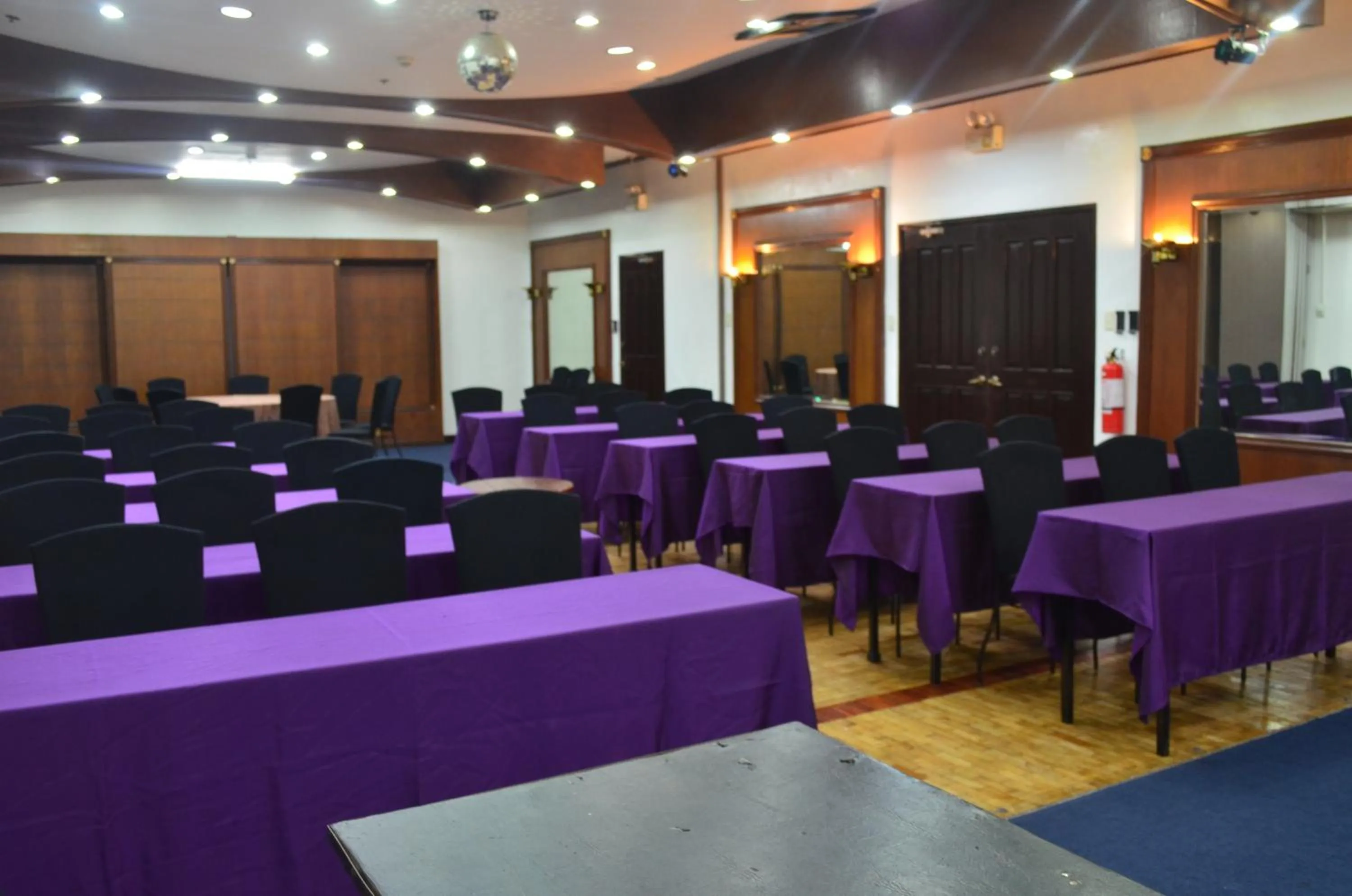 El Cielito Inn - Sta. Rosa