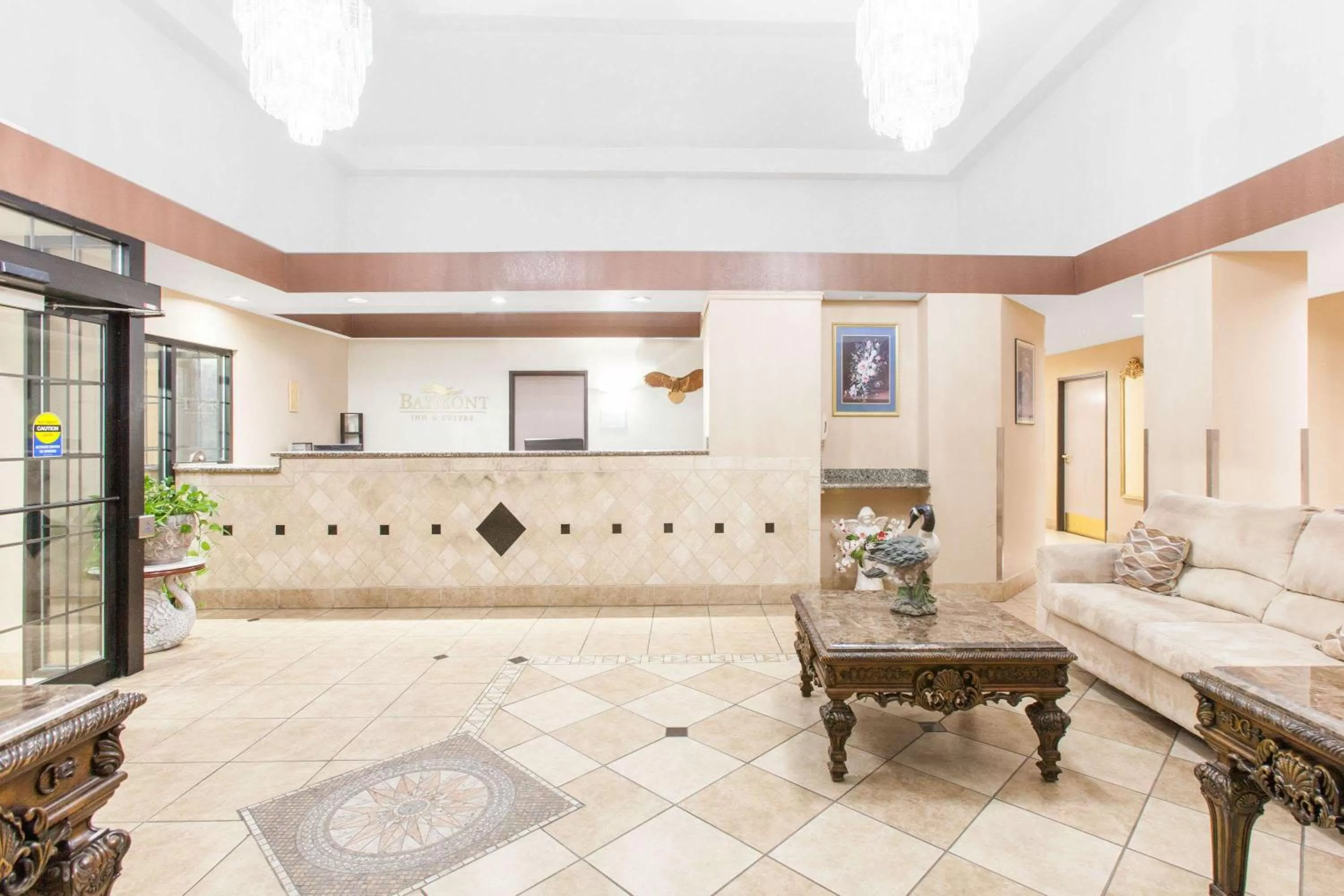 Lobby or reception in Quality Inn & Suites Oklahoma City North