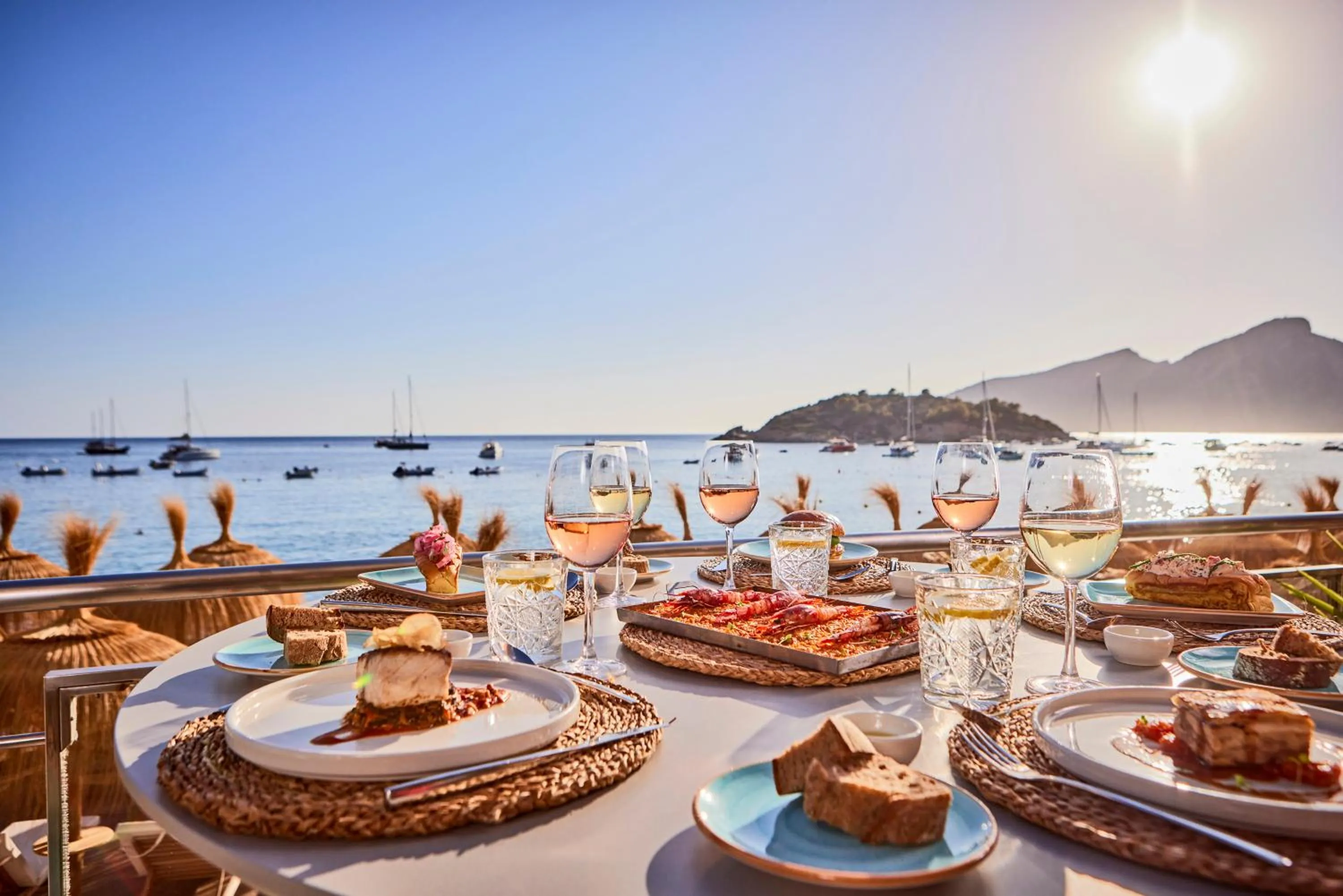 Restaurant/places to eat in Universal Hotel Aquamarin