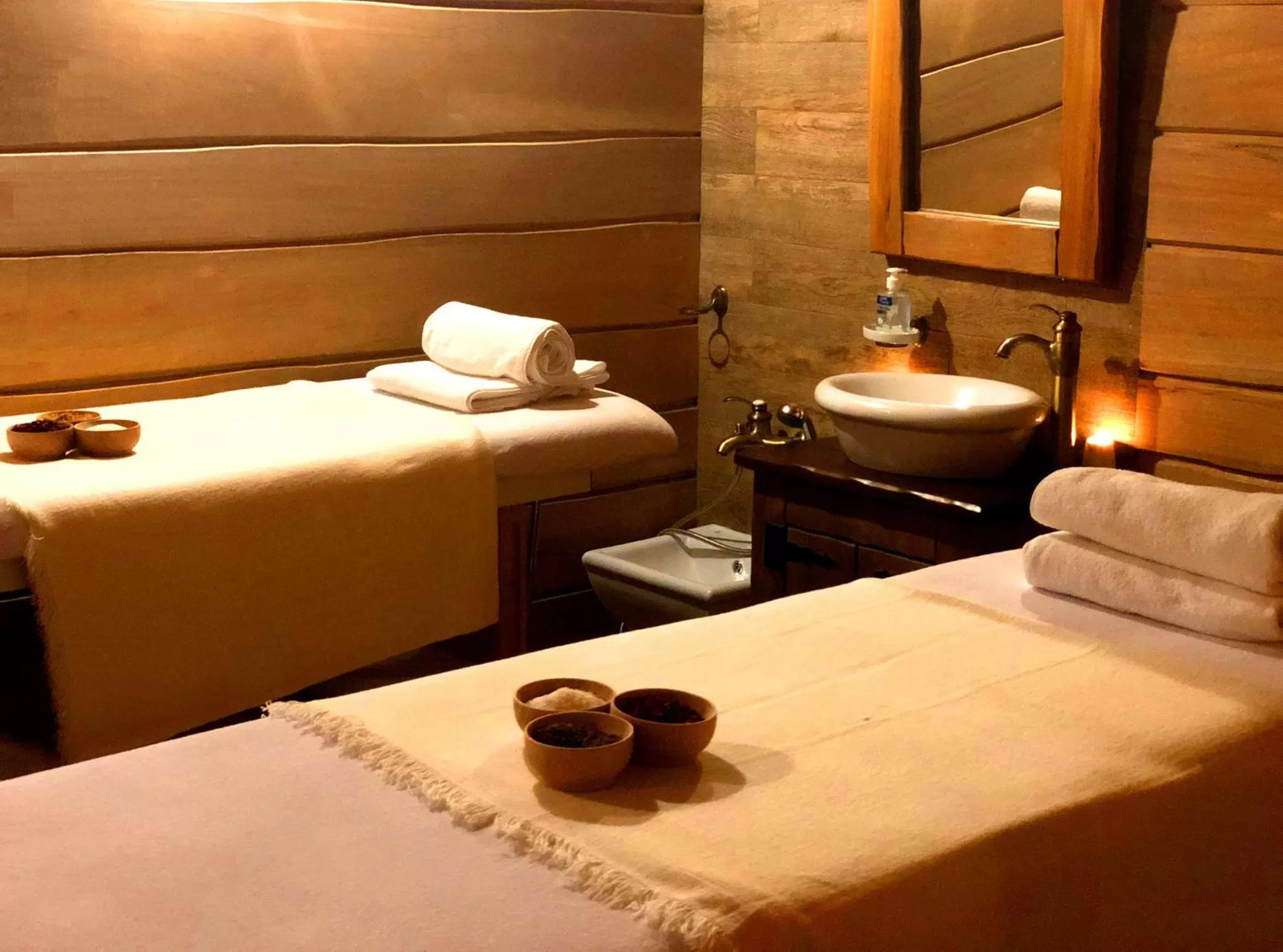 Massage, Bed in Hotel Śląsk