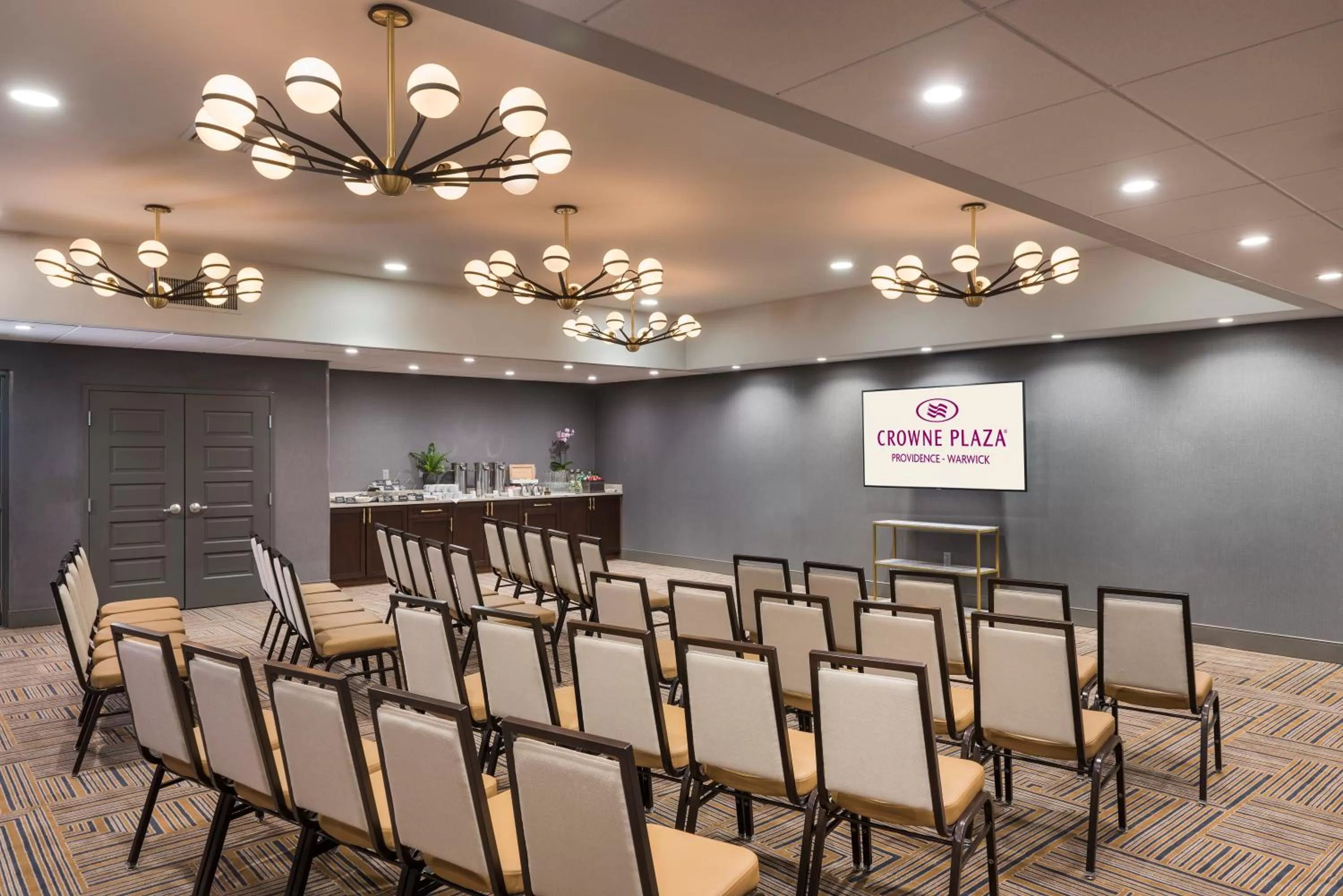 Meeting/conference room in Crowne Plaza Providence-Warwick (Airport) by IHG