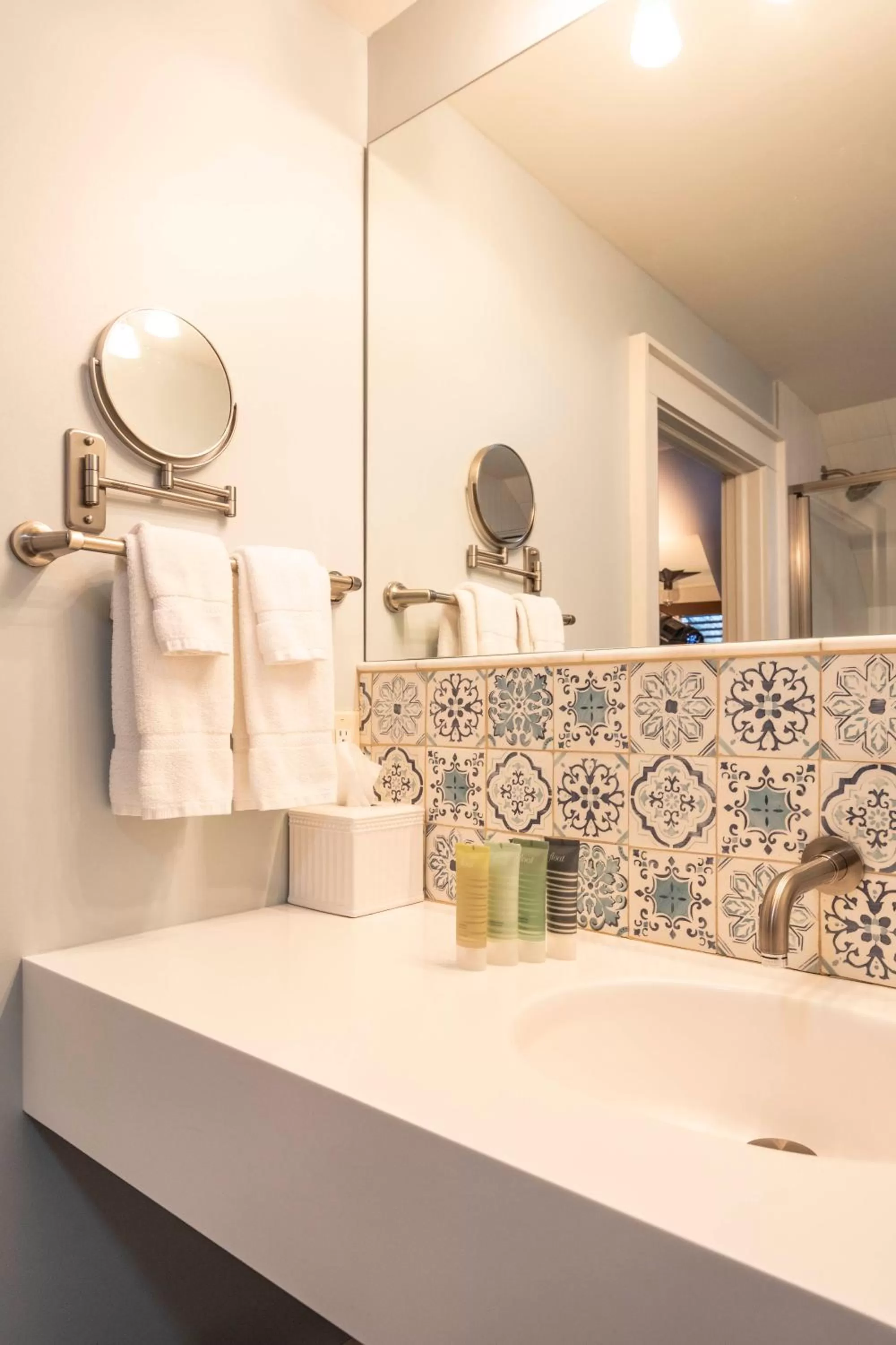 Bathroom in Hotel Broad Ripple