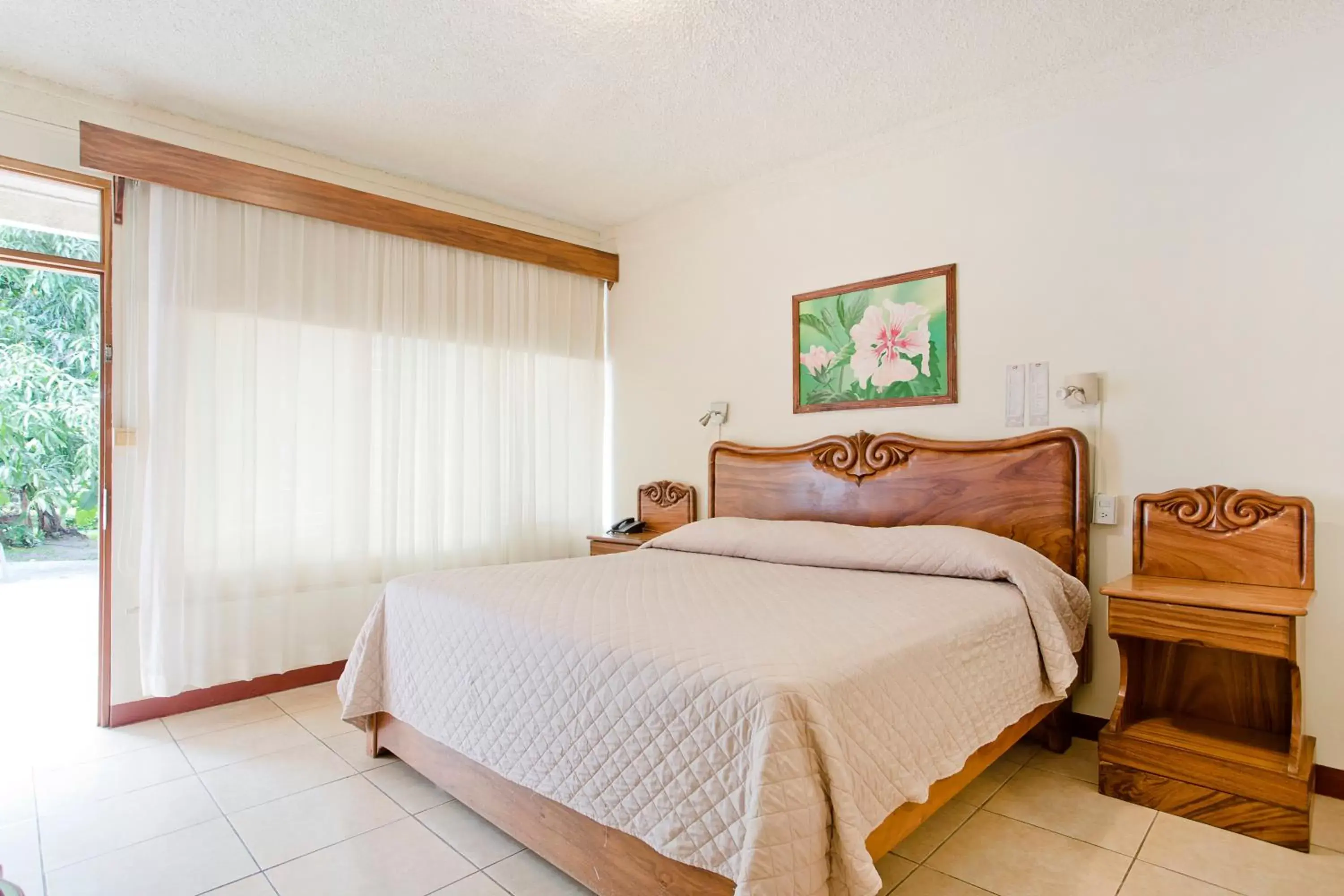 Standard King Room in Hotel Boyeros Standard King Room in Hotel Boyeros