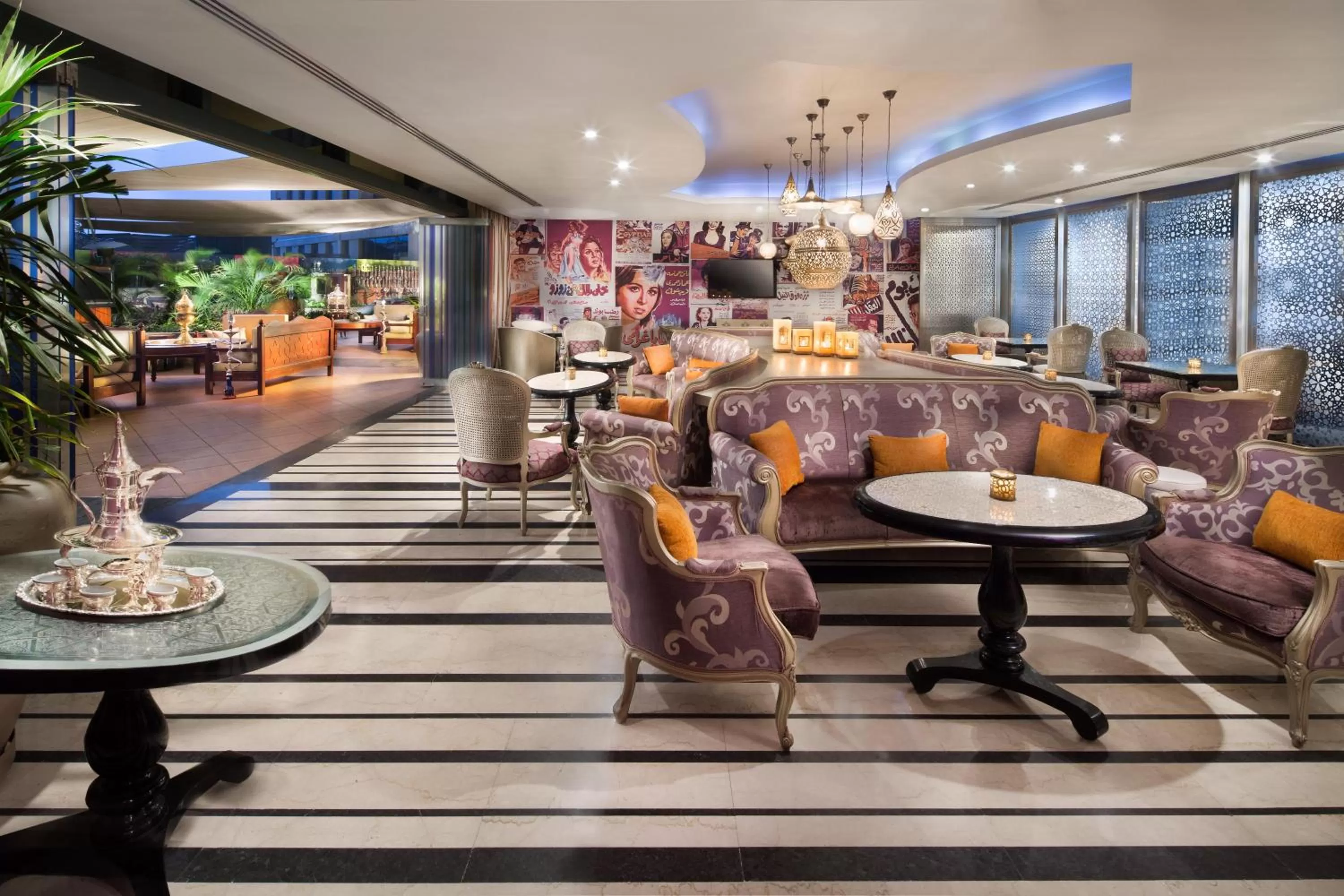 Lounge or bar in Fairmont Nile City