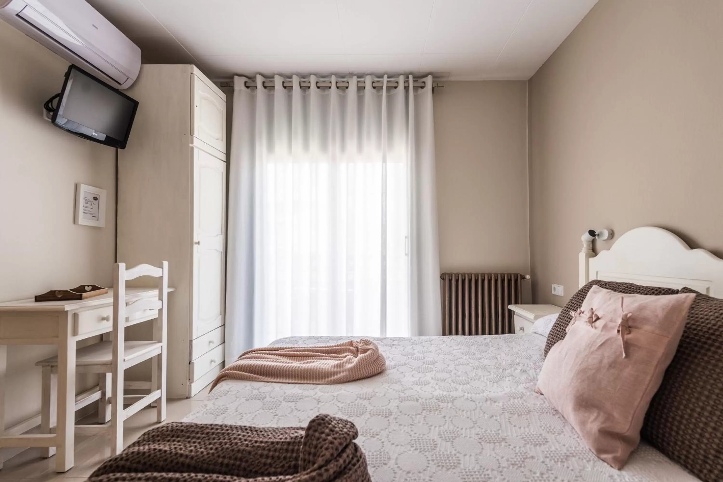 Bed in Hostal Buenos Aires