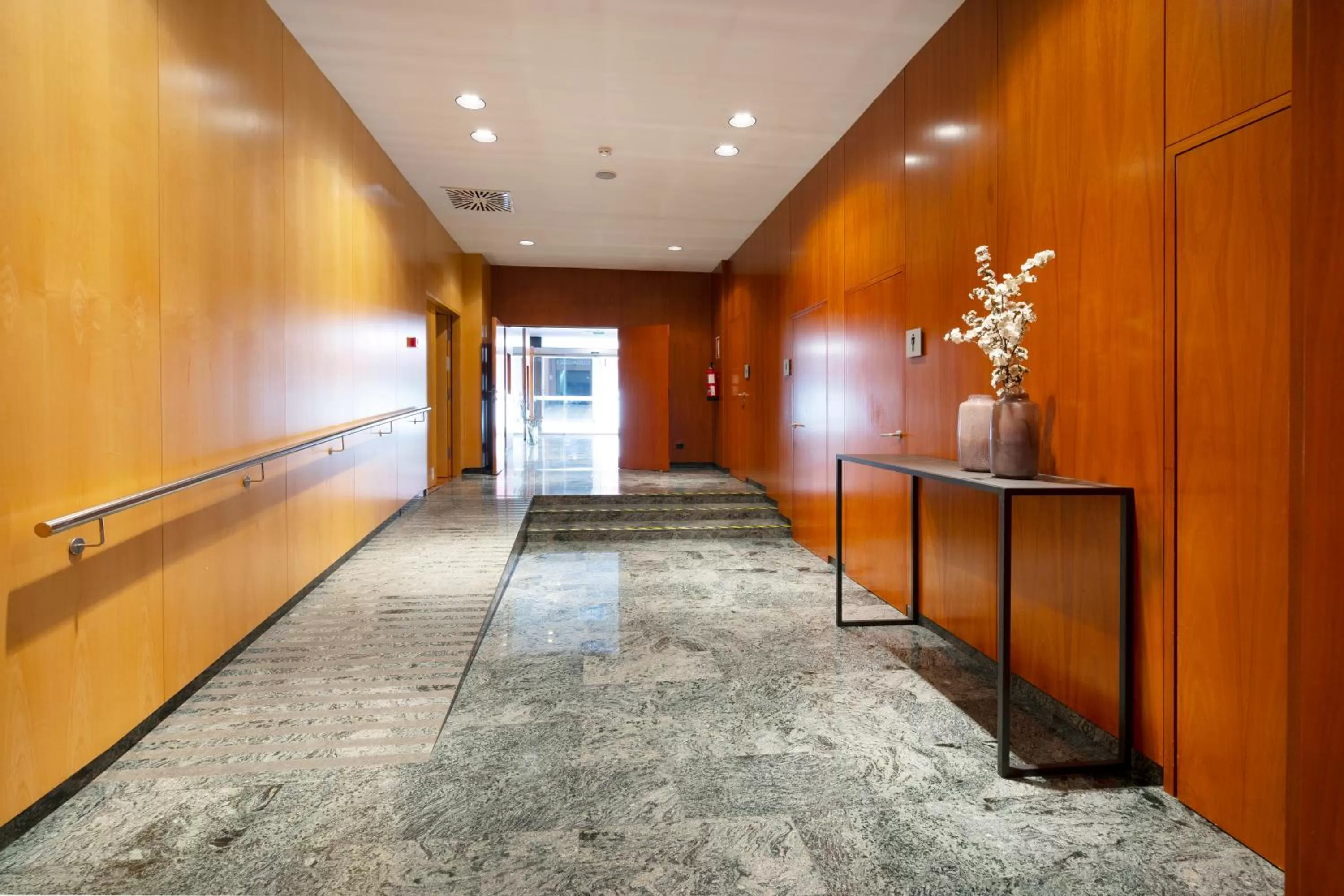 Facade/entrance in Berenguer IV