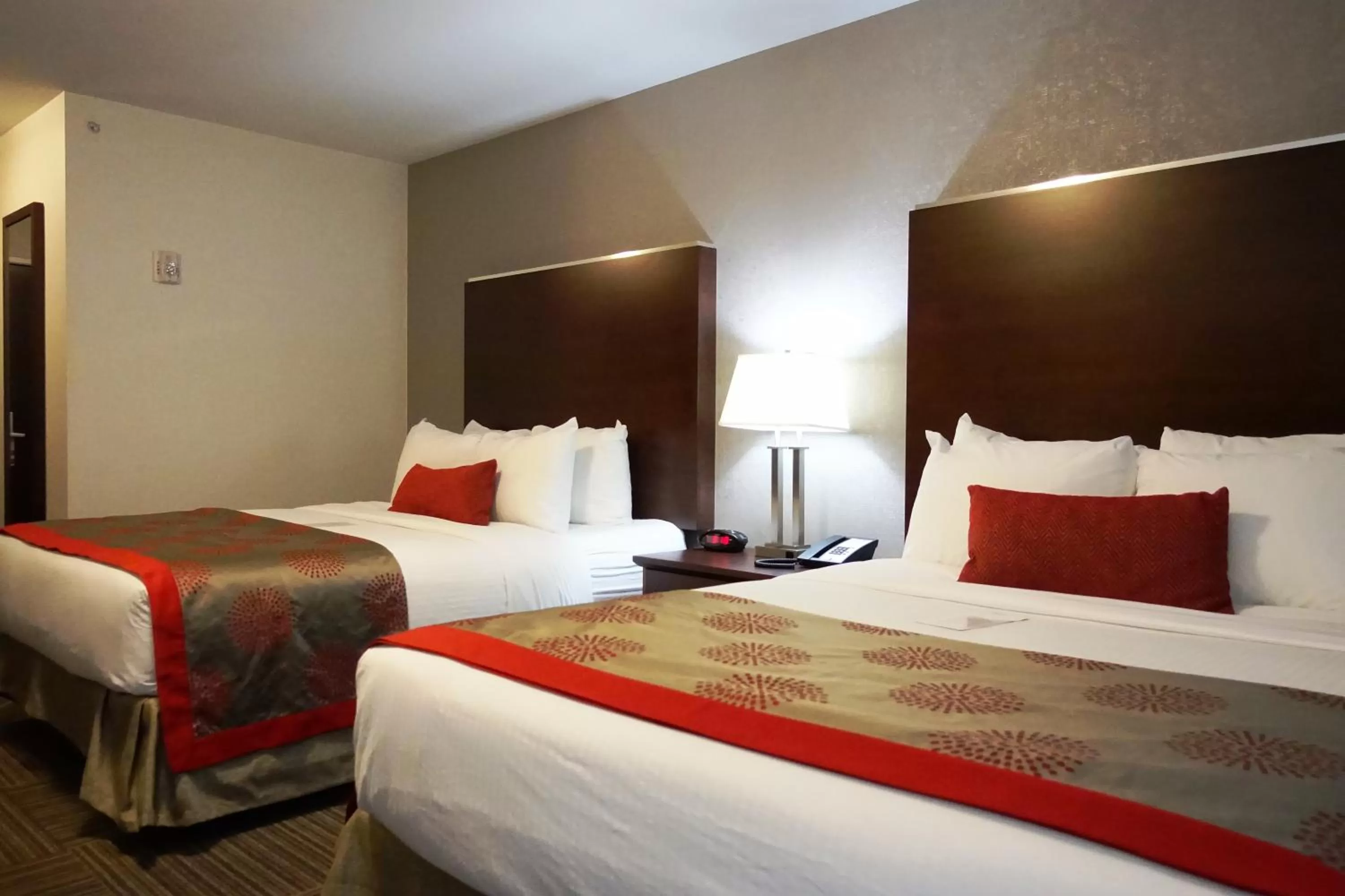 Bedroom, Bed in Ramada by Wyndham Moose Jaw