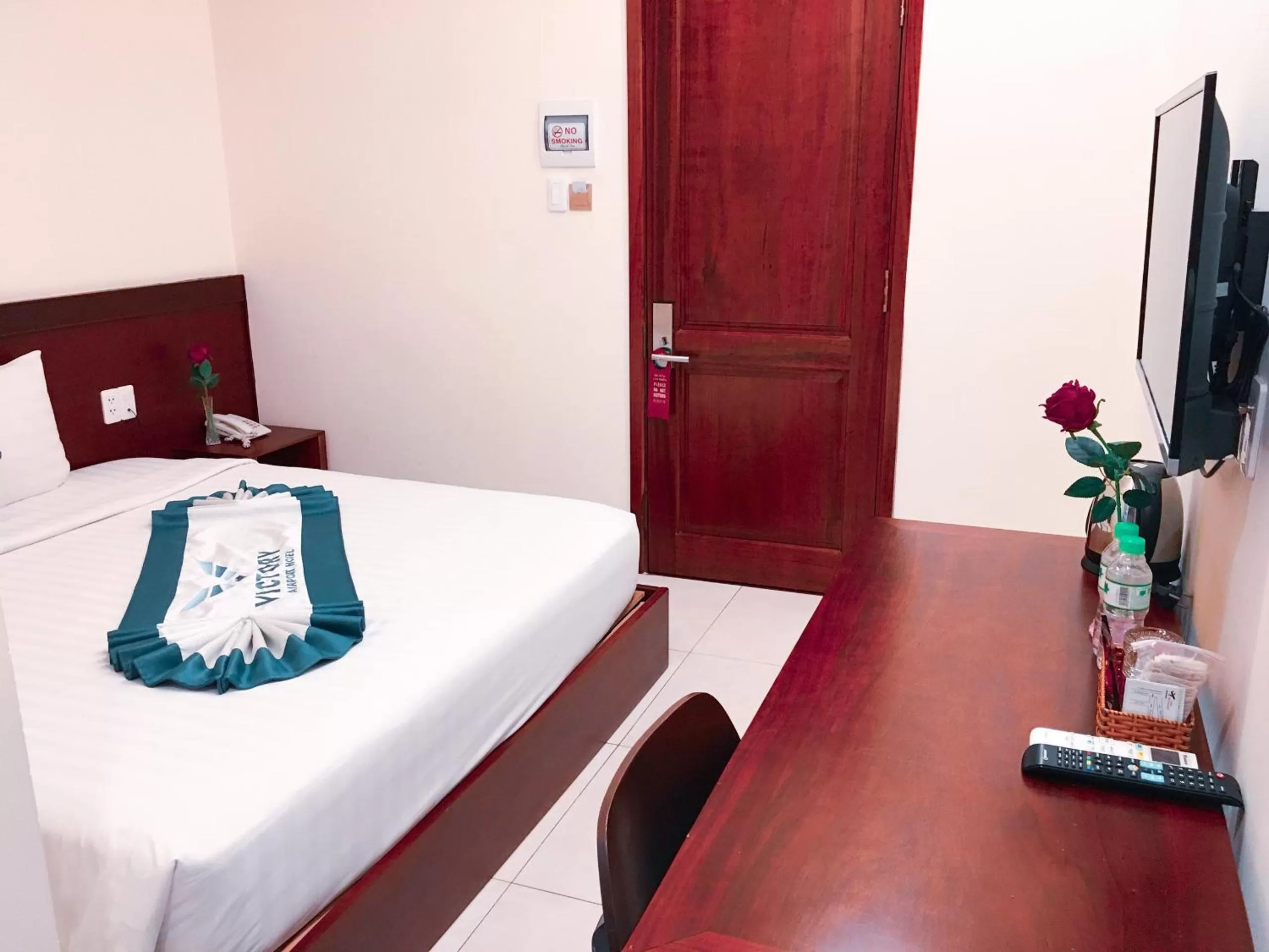 Bedroom, Bed in Victory Airport Hotel