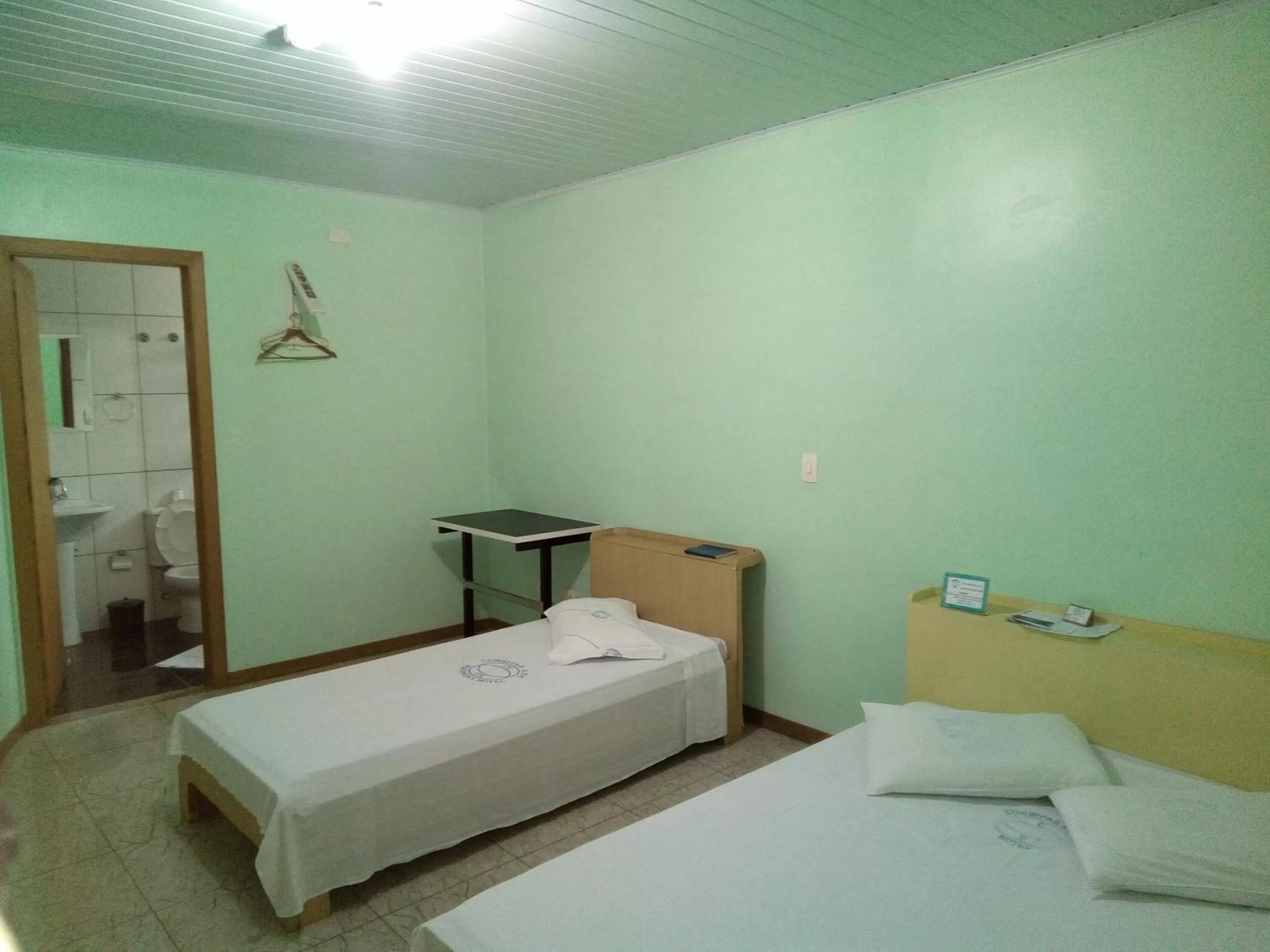 Bedroom, Bed in Cumbipar King Hotel