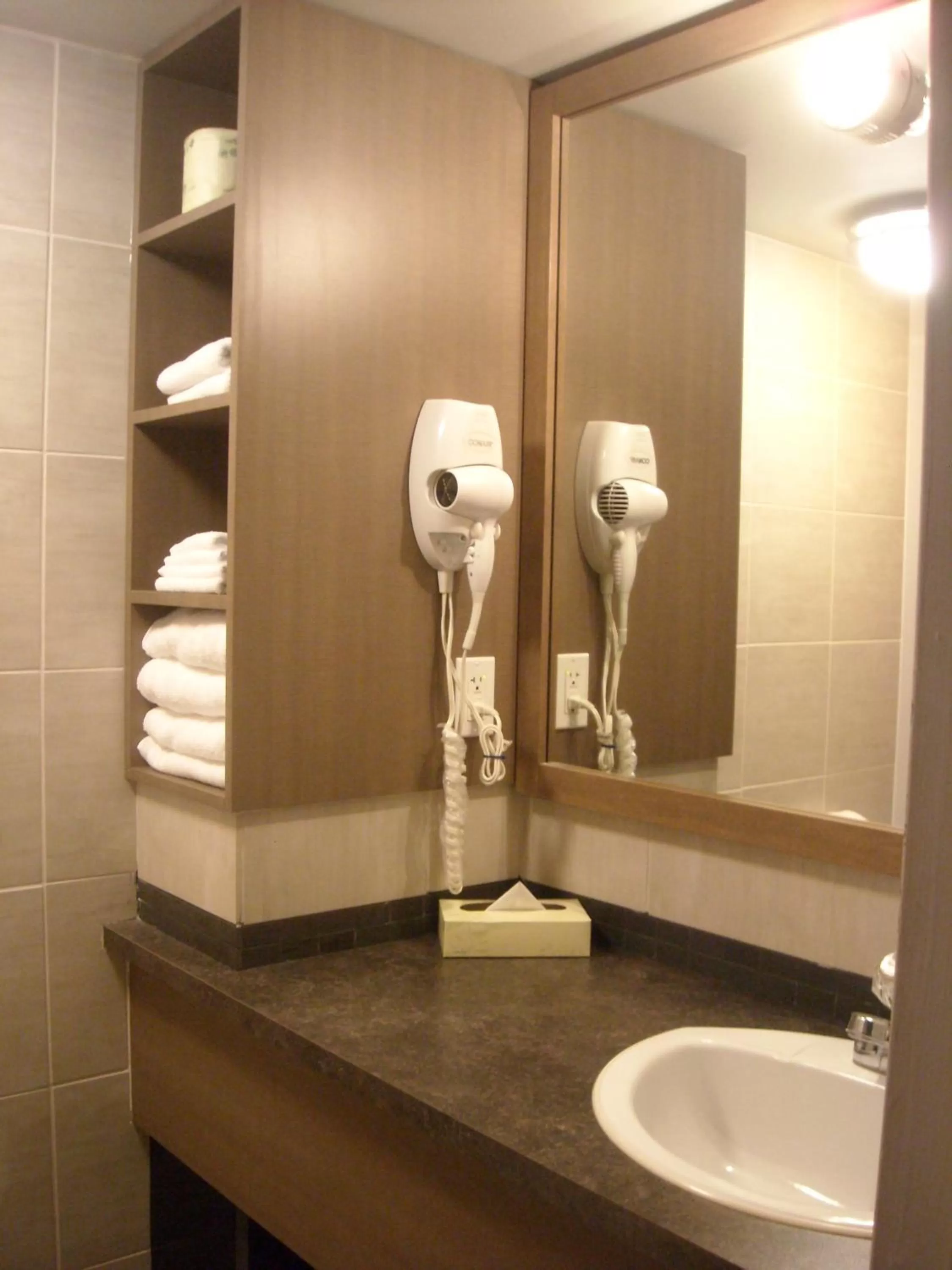 Bathroom in Complexe Hotelier Le 55