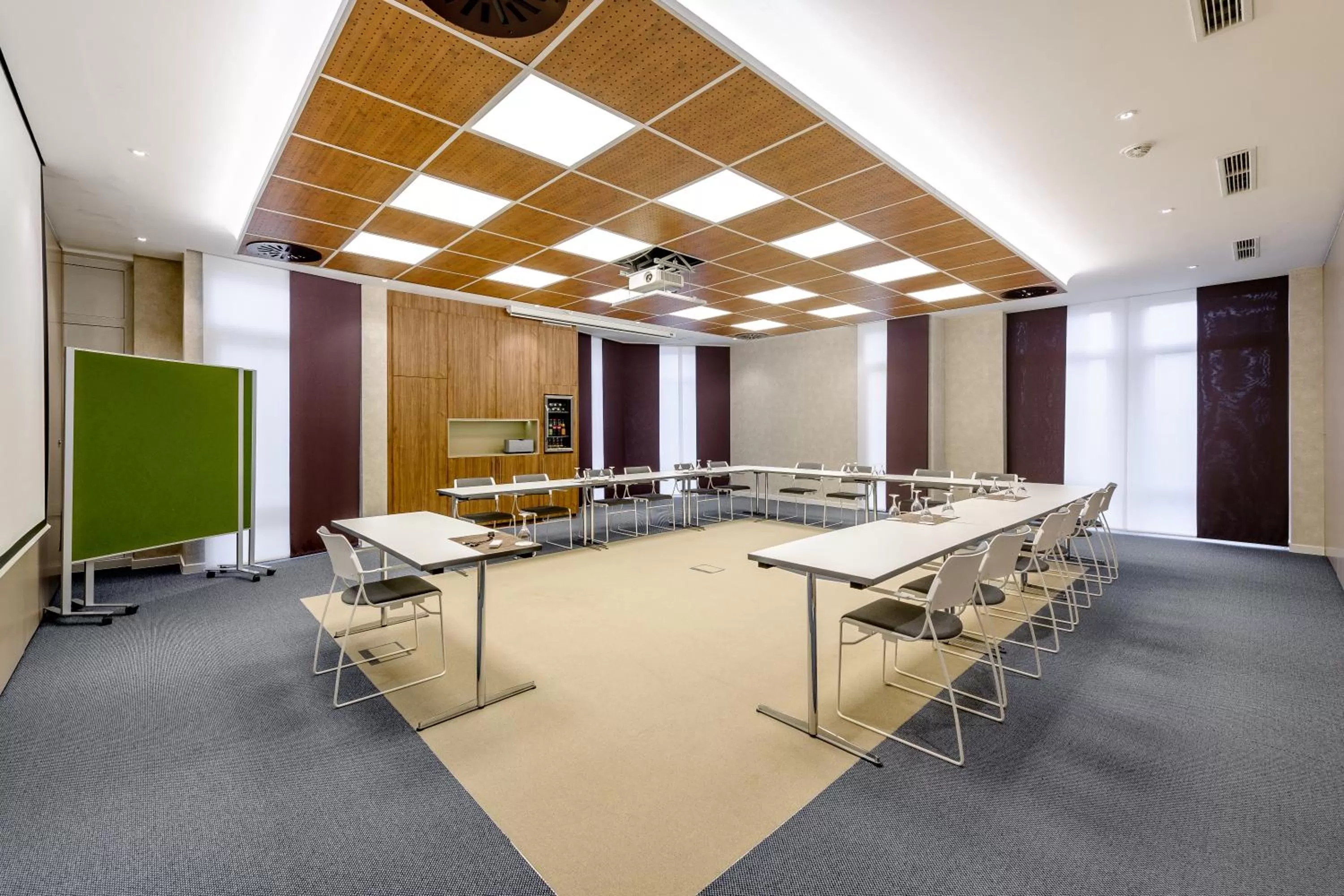 Meeting/conference room in Mercure Hotel Stuttgart Gerlingen