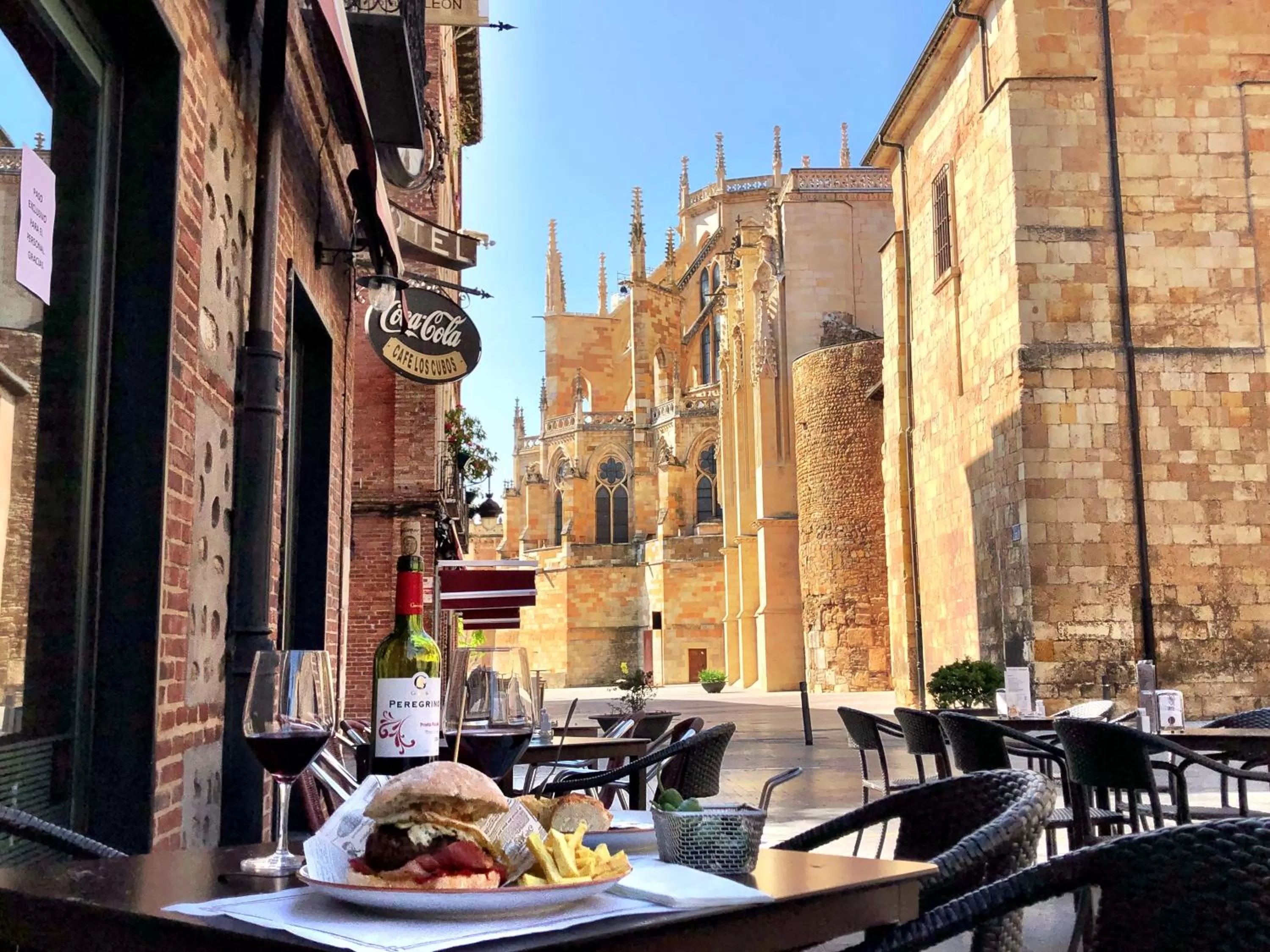 Restaurant/places to eat in Hotel Spa QH Centro León