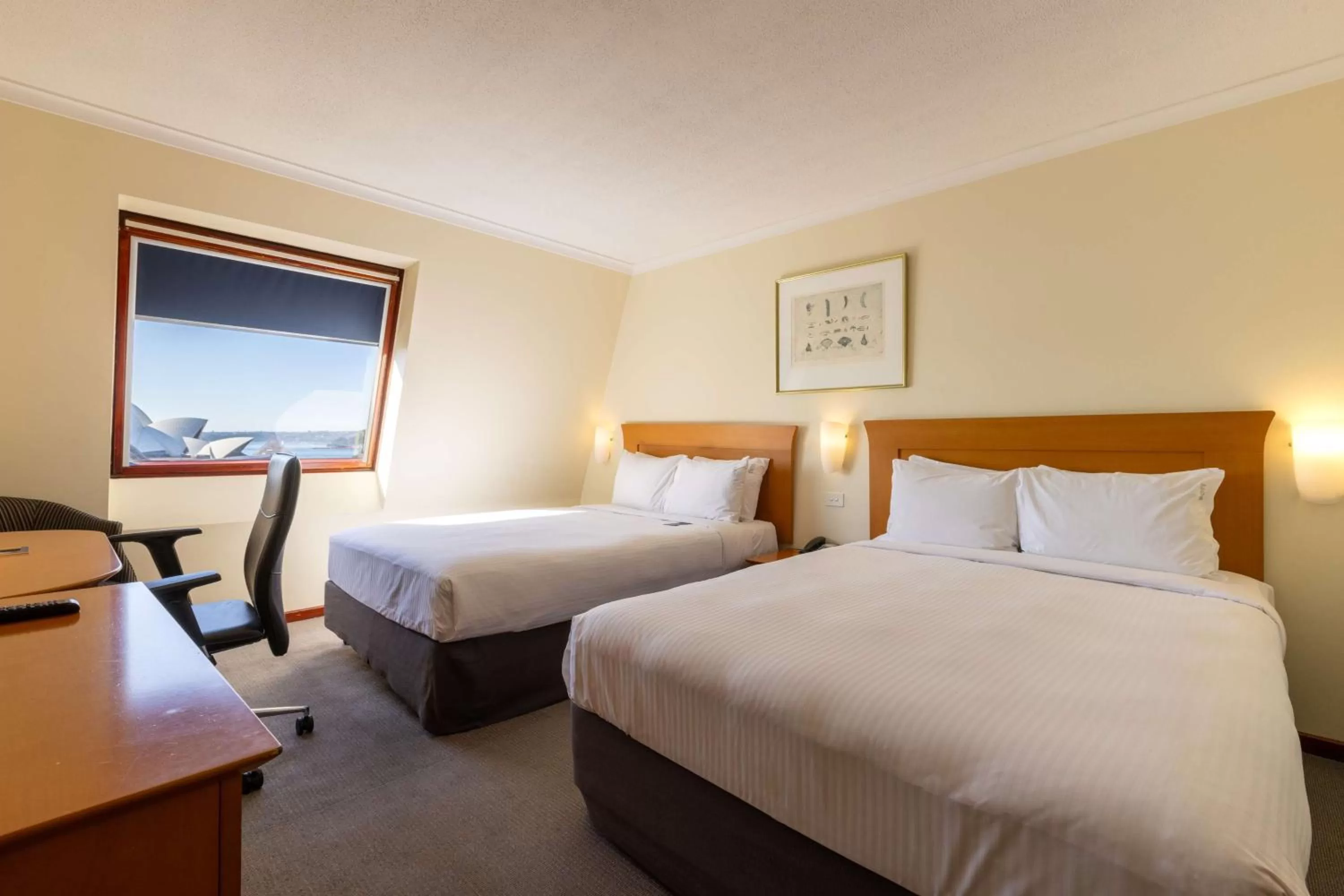 Bedroom, Bed in Sydney Harbour Hotel