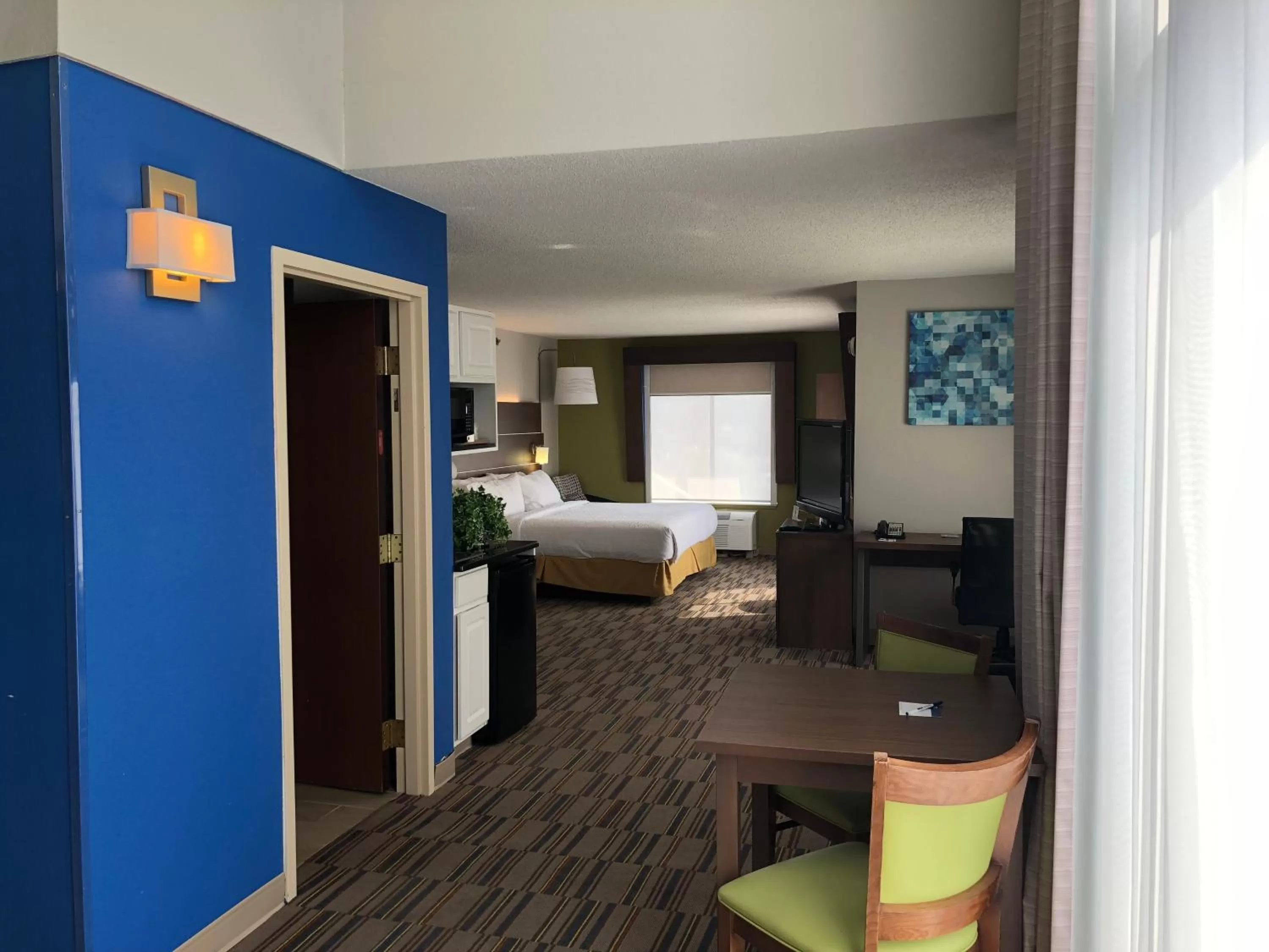 Bed in Holiday Inn Express and Suites Quakertown - Allentown Area by IHG