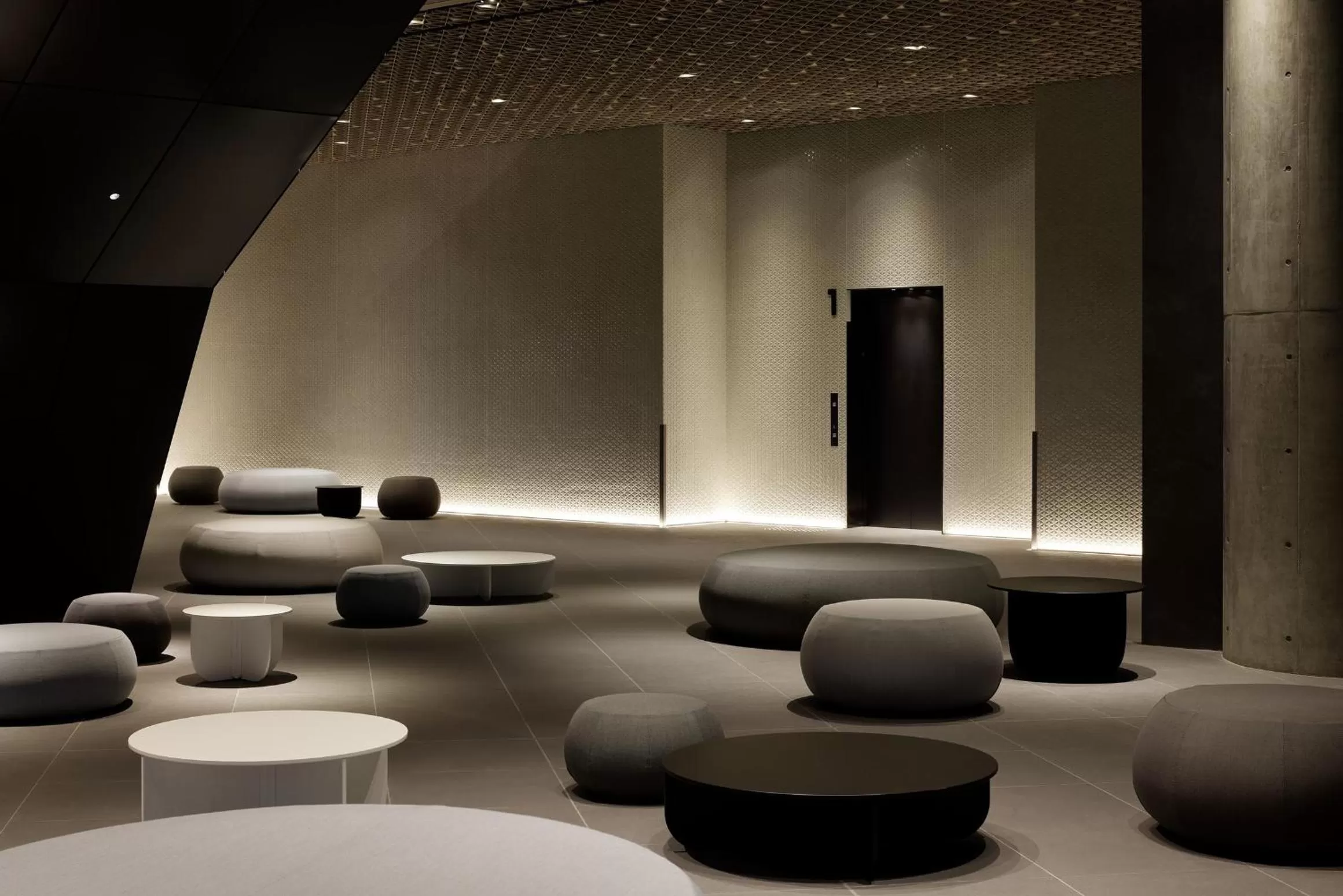 Lobby or reception in OMO7 Osaka by Hoshino Resorts