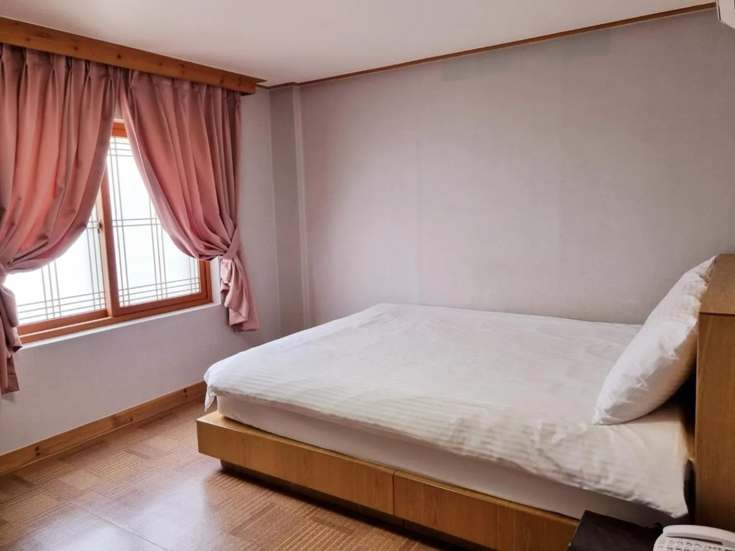 Decorative detail in Hotel G