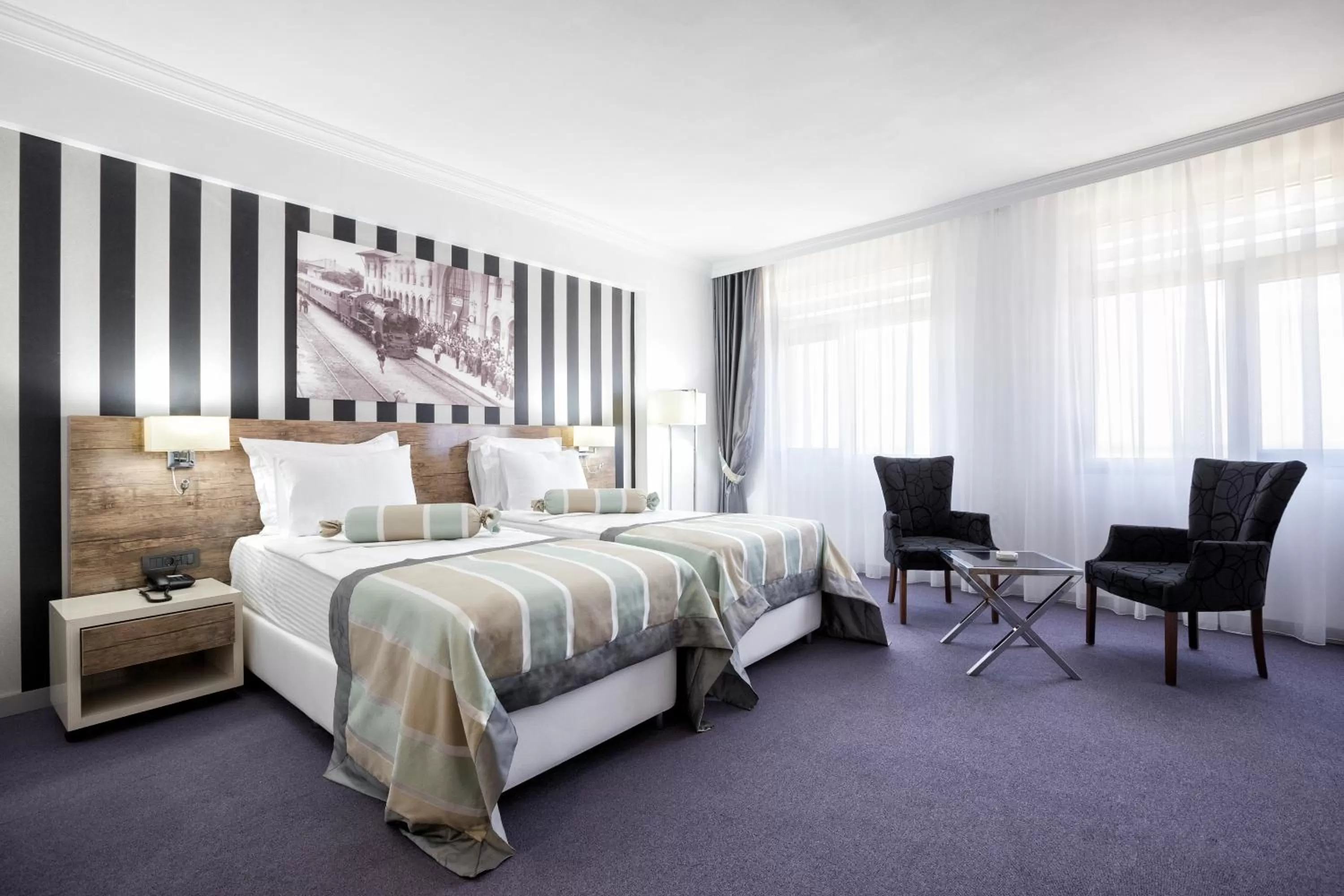 Communal lounge/ TV room, Bed in Ramada Hotel by Wyndham Edirne