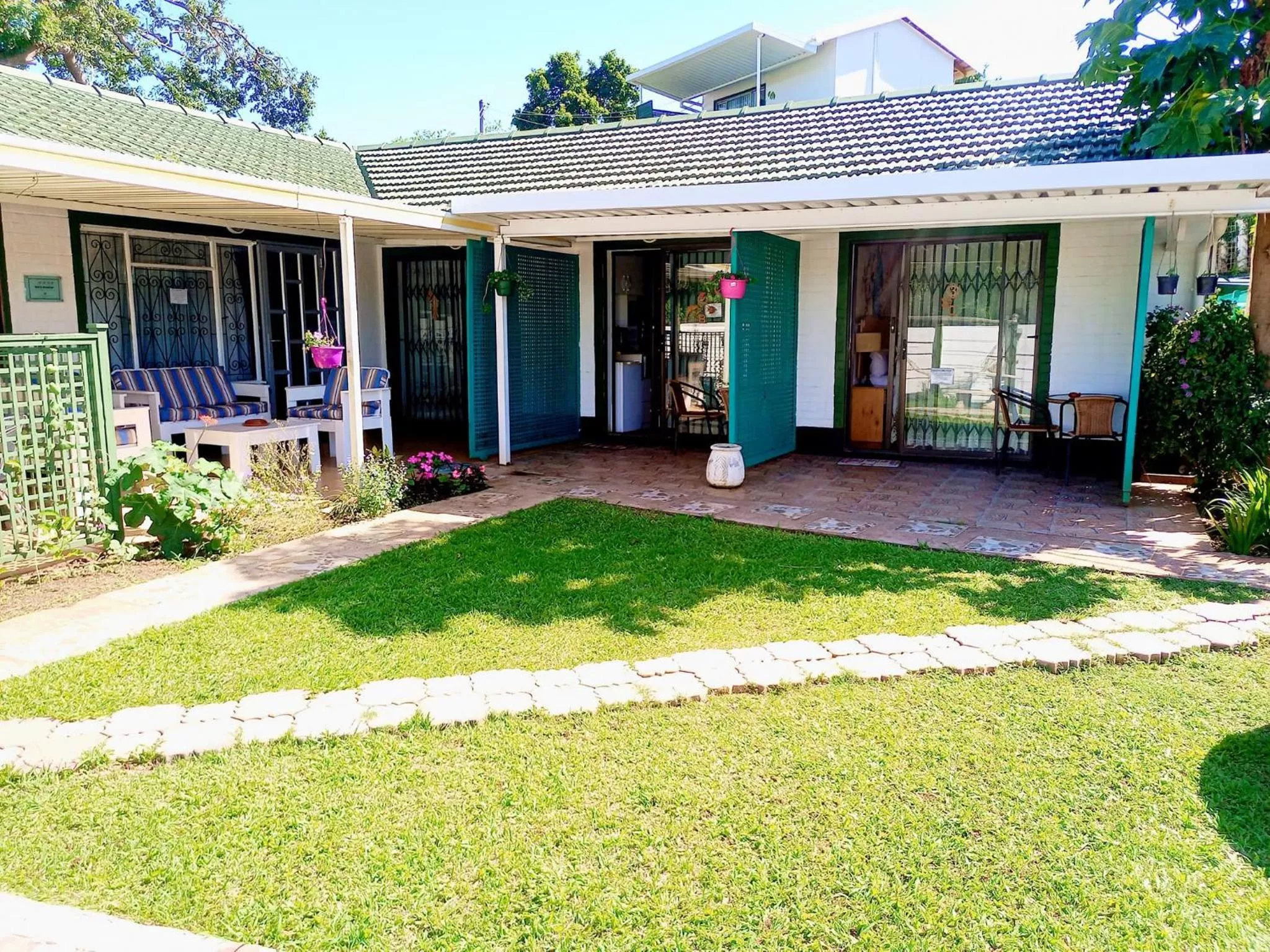 Property Building in Queensburgh B&B or Self Catering