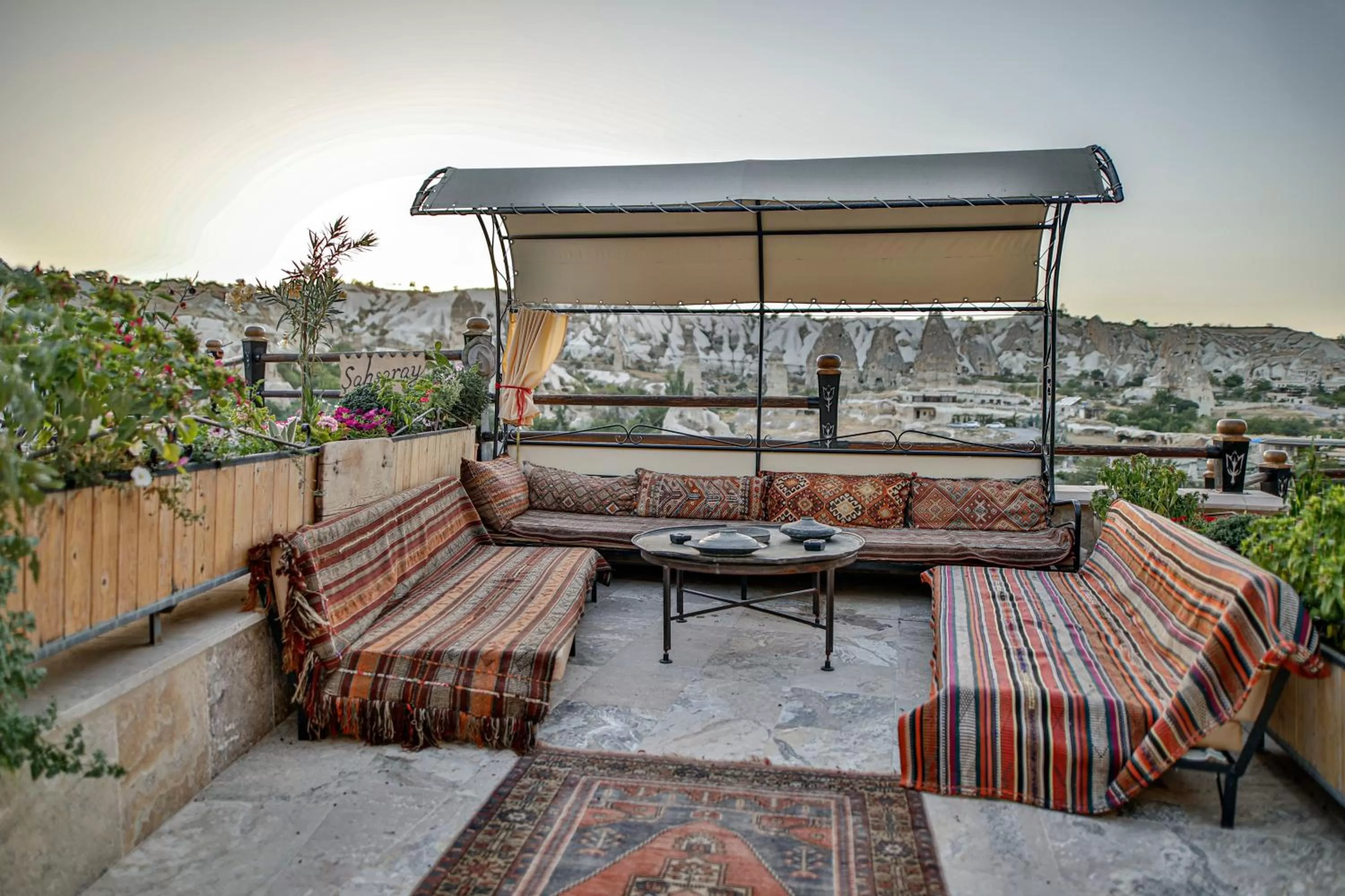 Patio in Şah Saray Cave Suites Halal Hotel