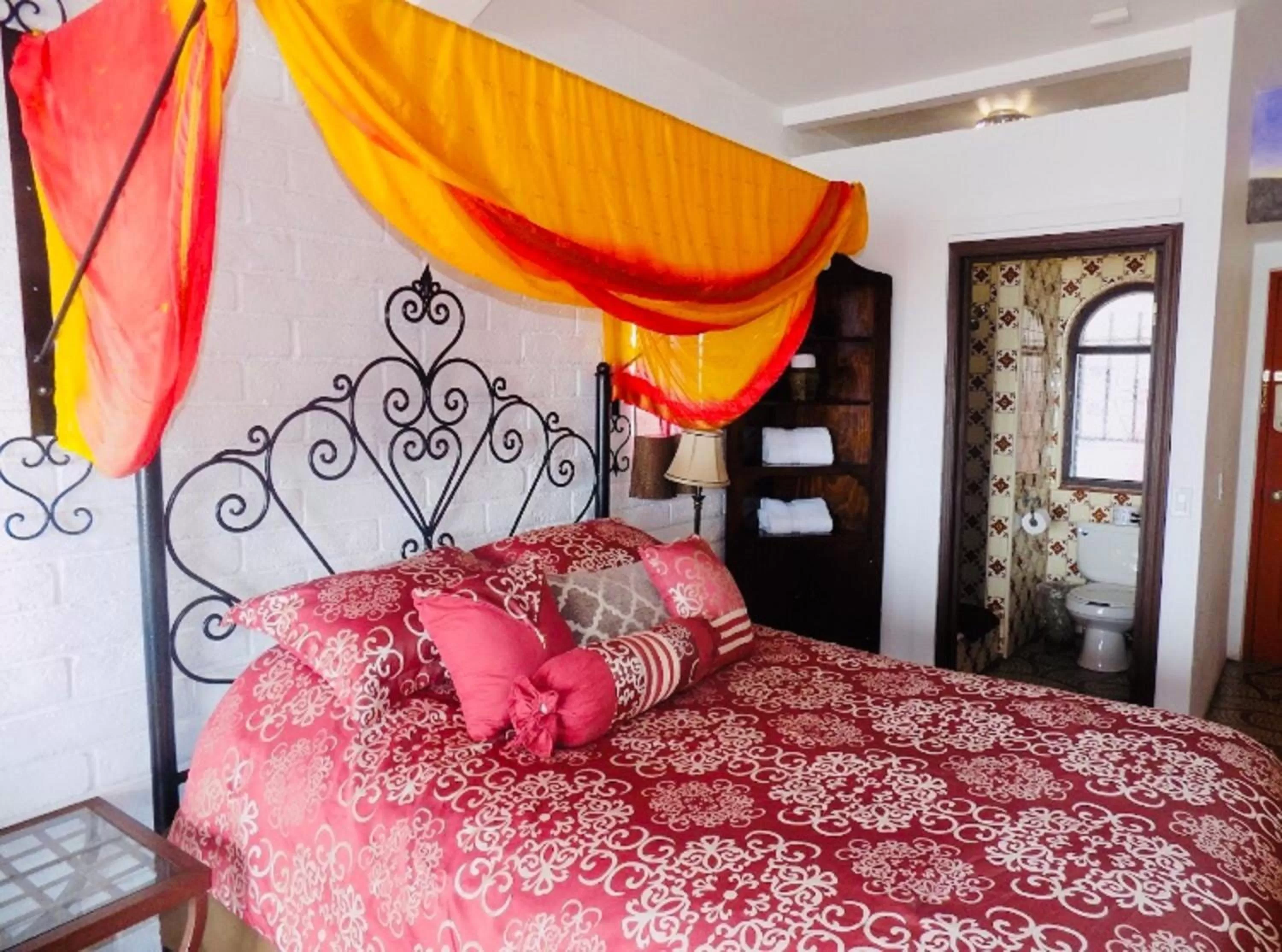 Bed in Poco Cielo Hotel