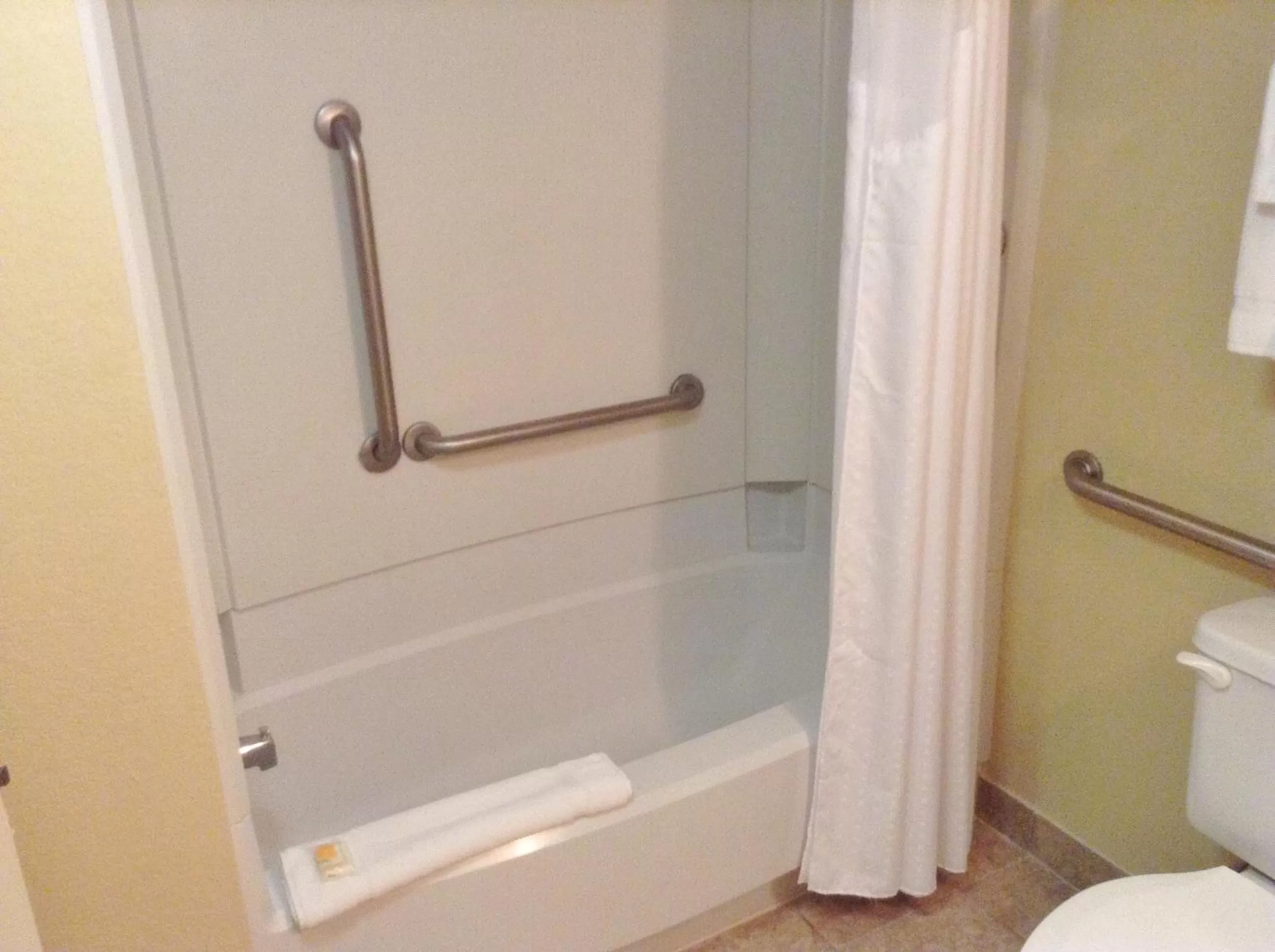 Bathroom in Holiday Inn & Suites Orlando SW - Celebration Area by IHG