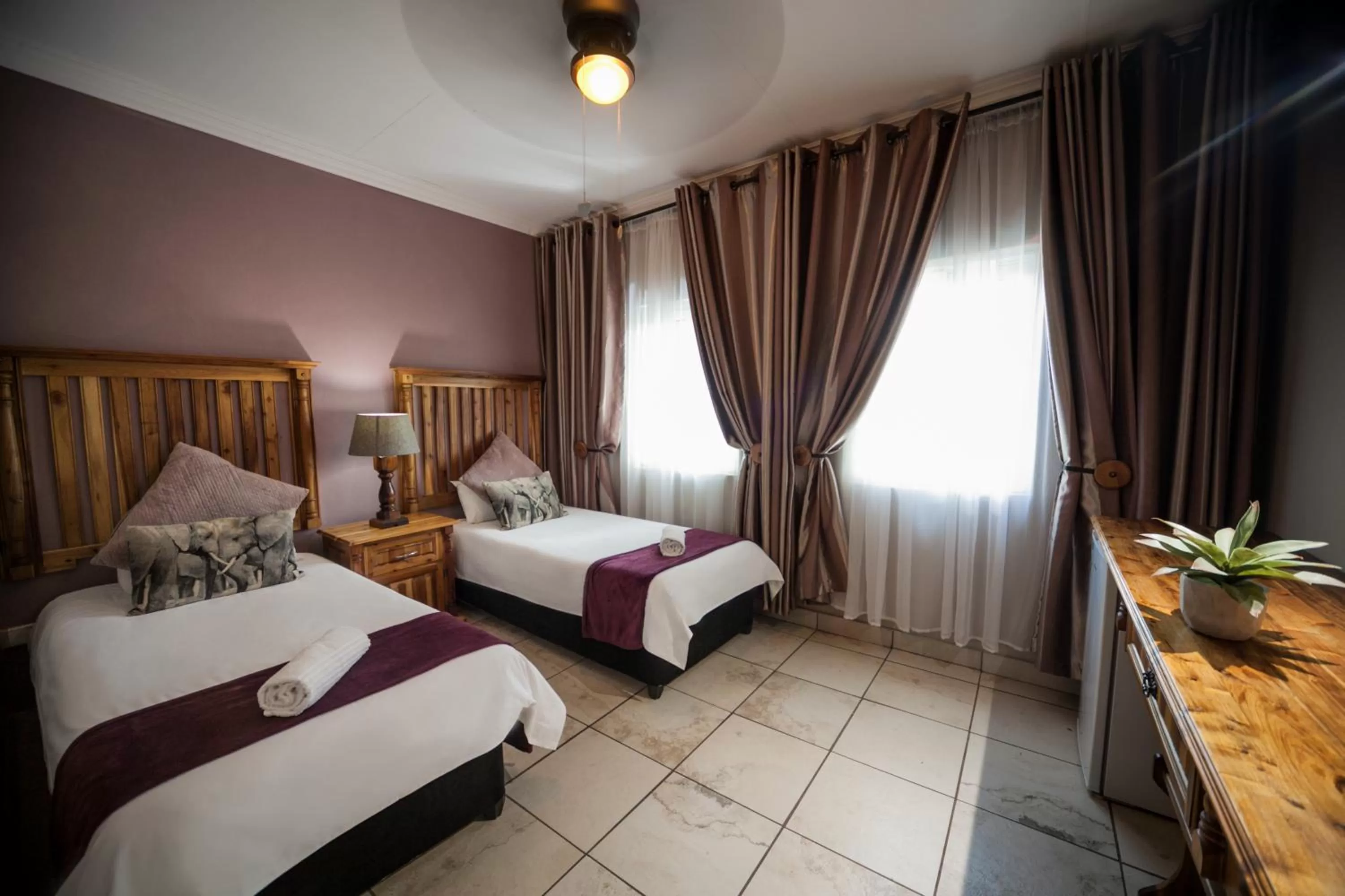 Bed in Ivory Tusk Lodge