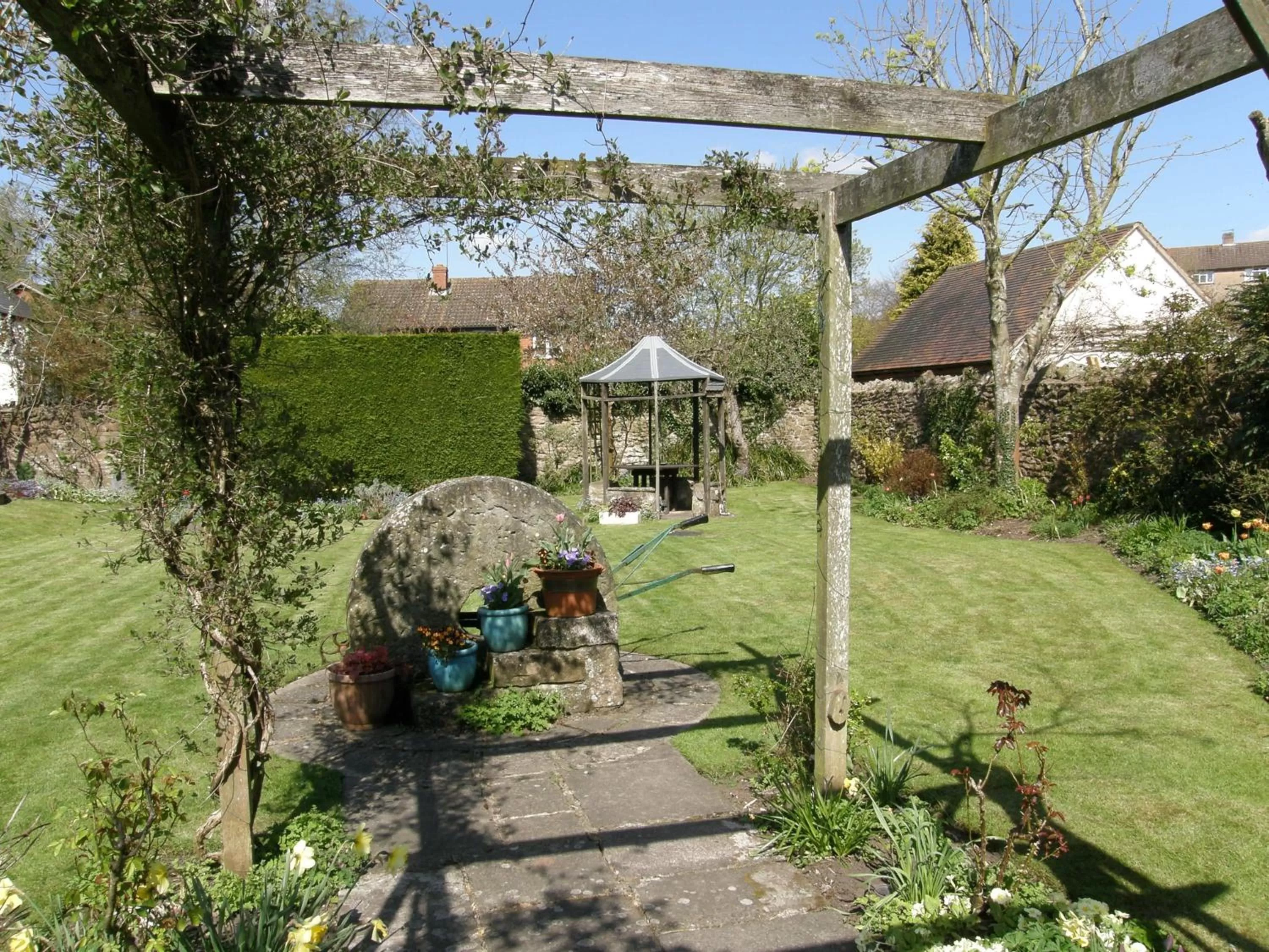 Garden in Lea House Bed and Breakfast