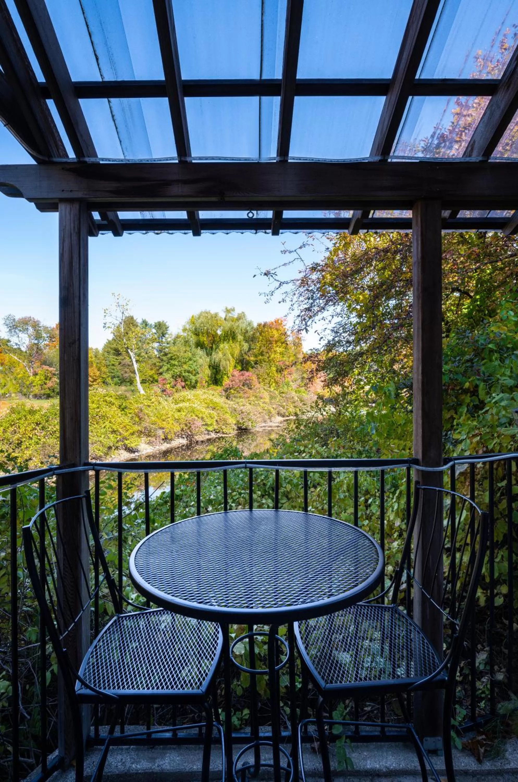 Seating area in Riverhouse by Weekender formerly Jack Daniels Inn