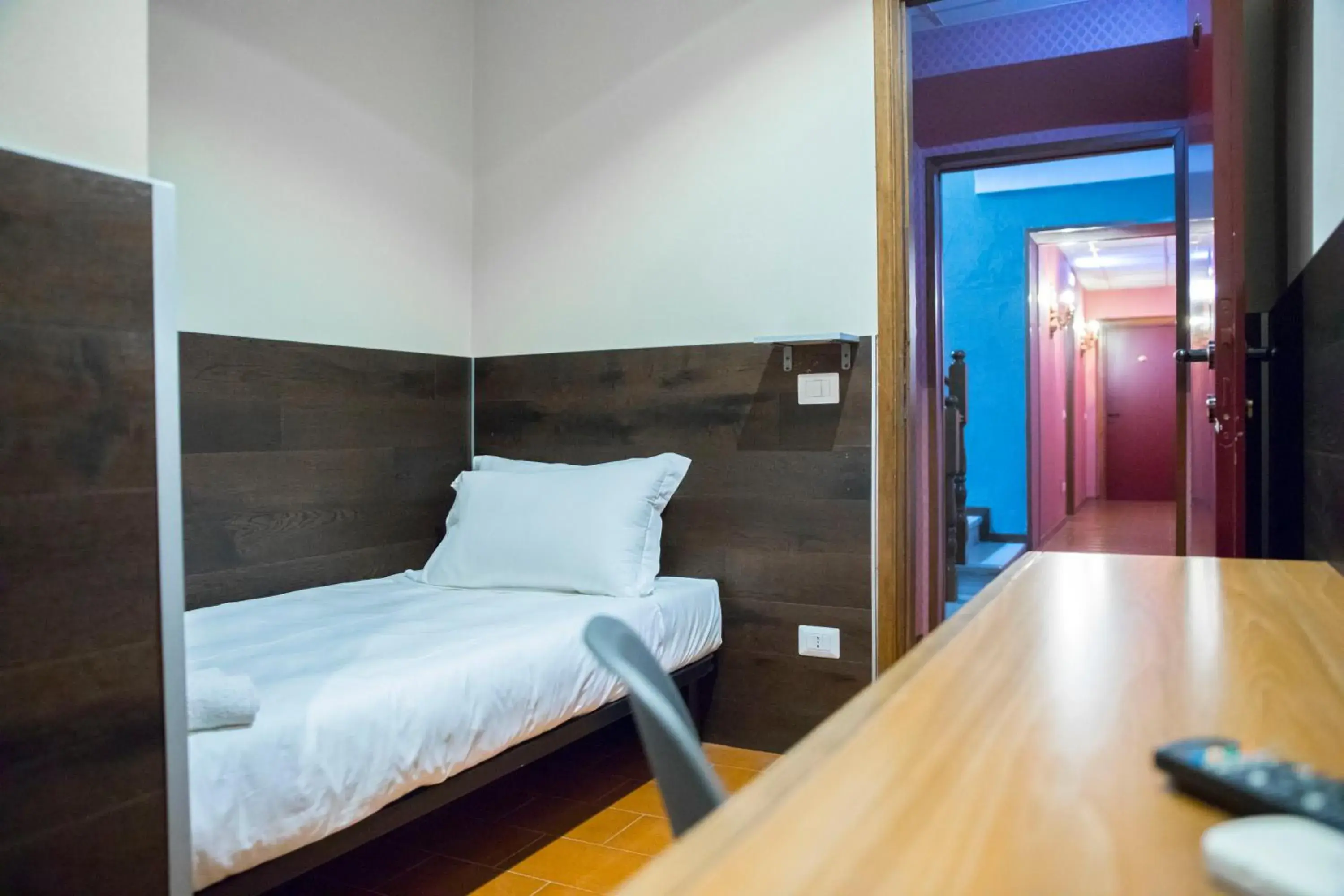 Economy Single Room - single occupancy in Bastimento Economy Single Room - single occupancy in Bastimento