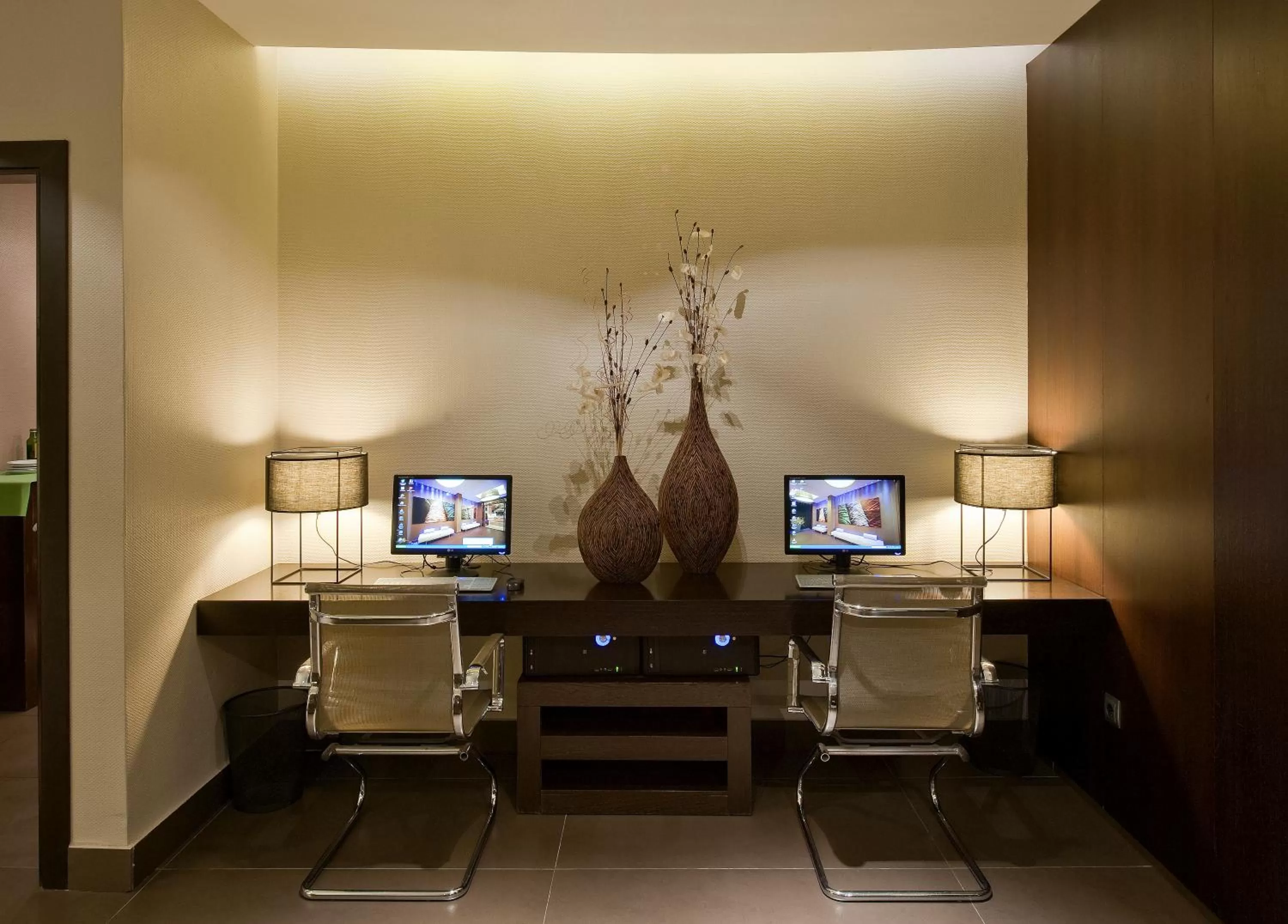 TV and multimedia in Hotel Constanza