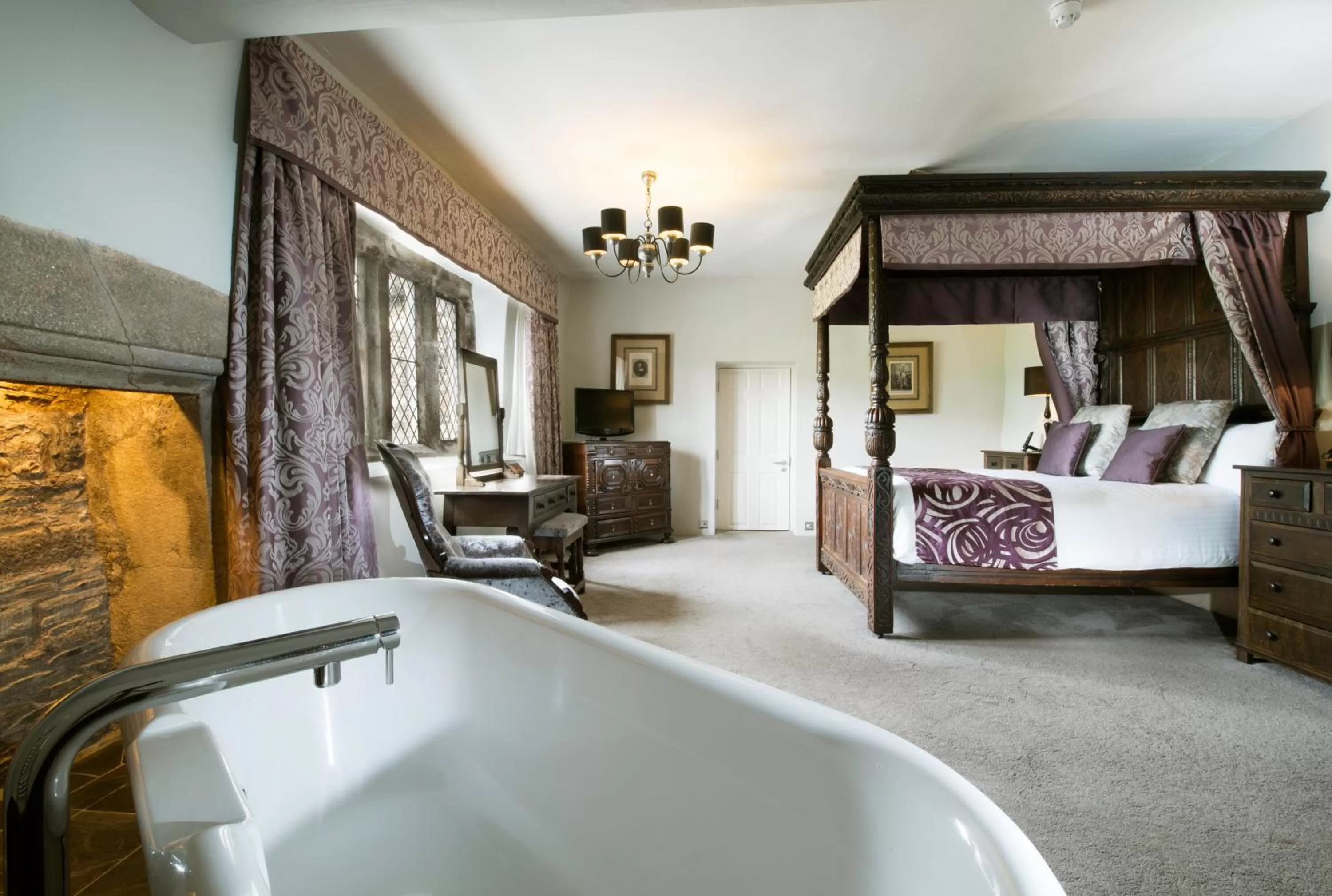 Bed in Boringdon Hall Hotel and Spa