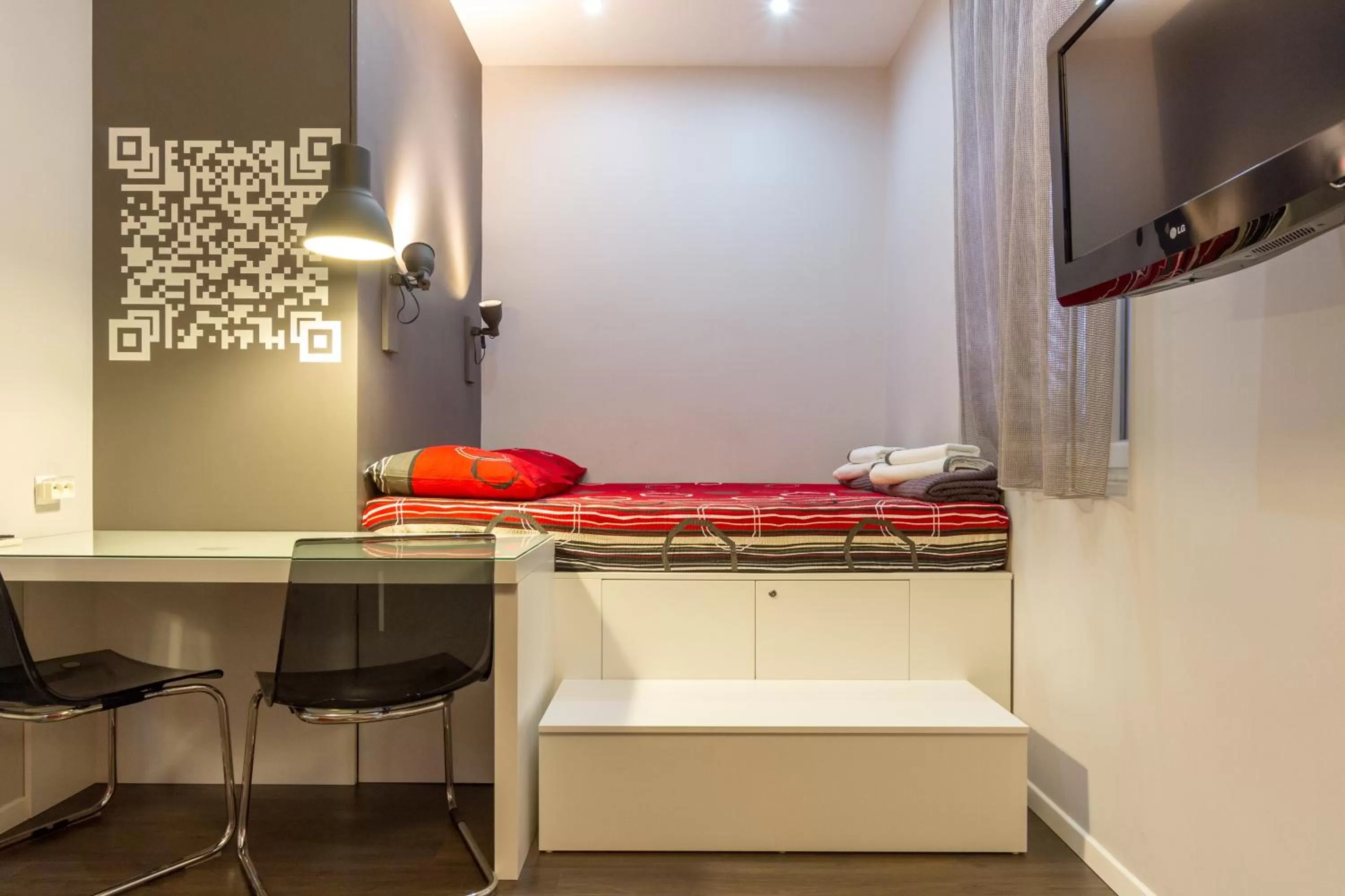 Decorative detail in Apartments Aspalathos