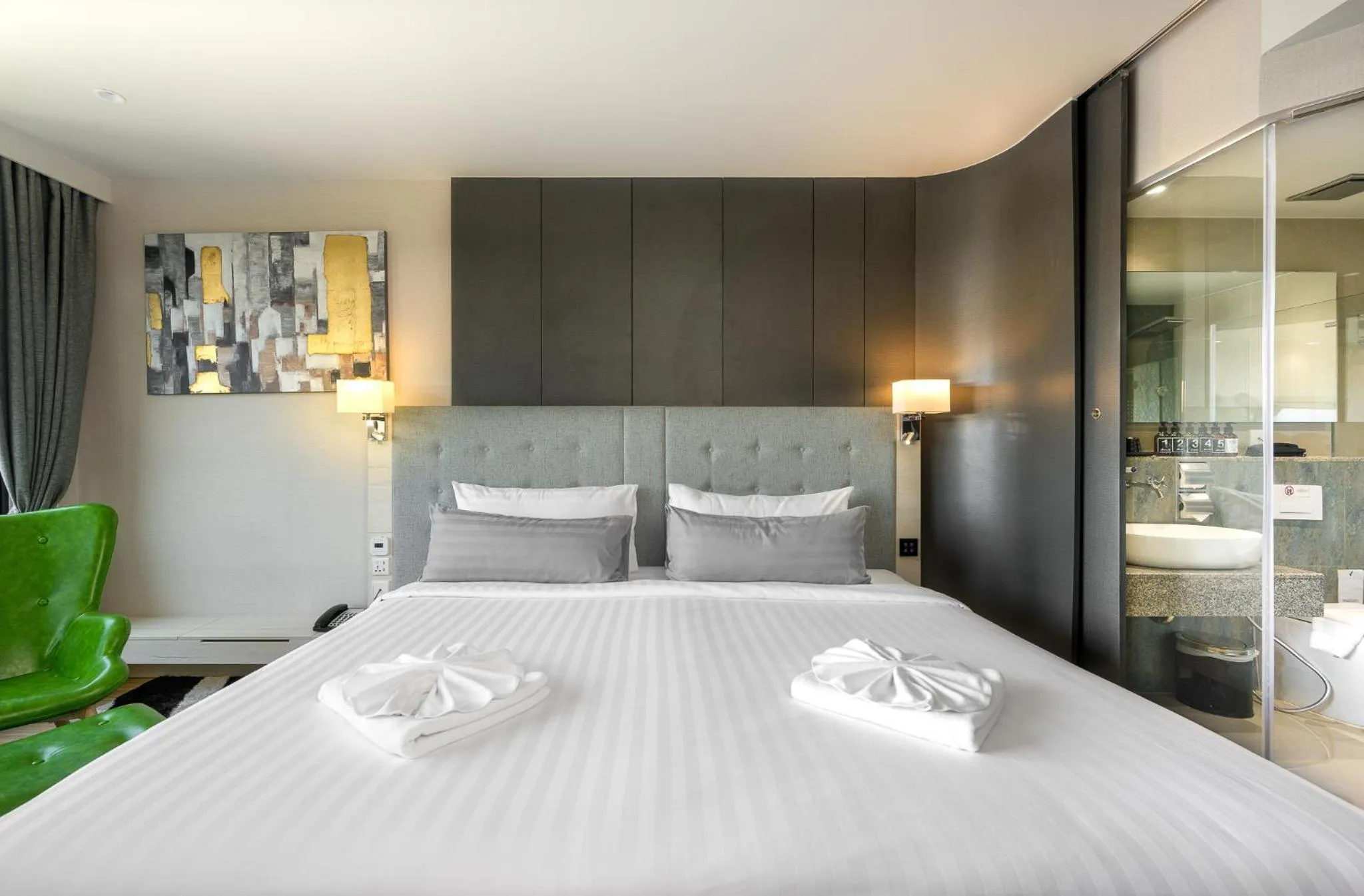 Bedroom, Bed in Zenseana Resort & Spa - Patong, Phuket