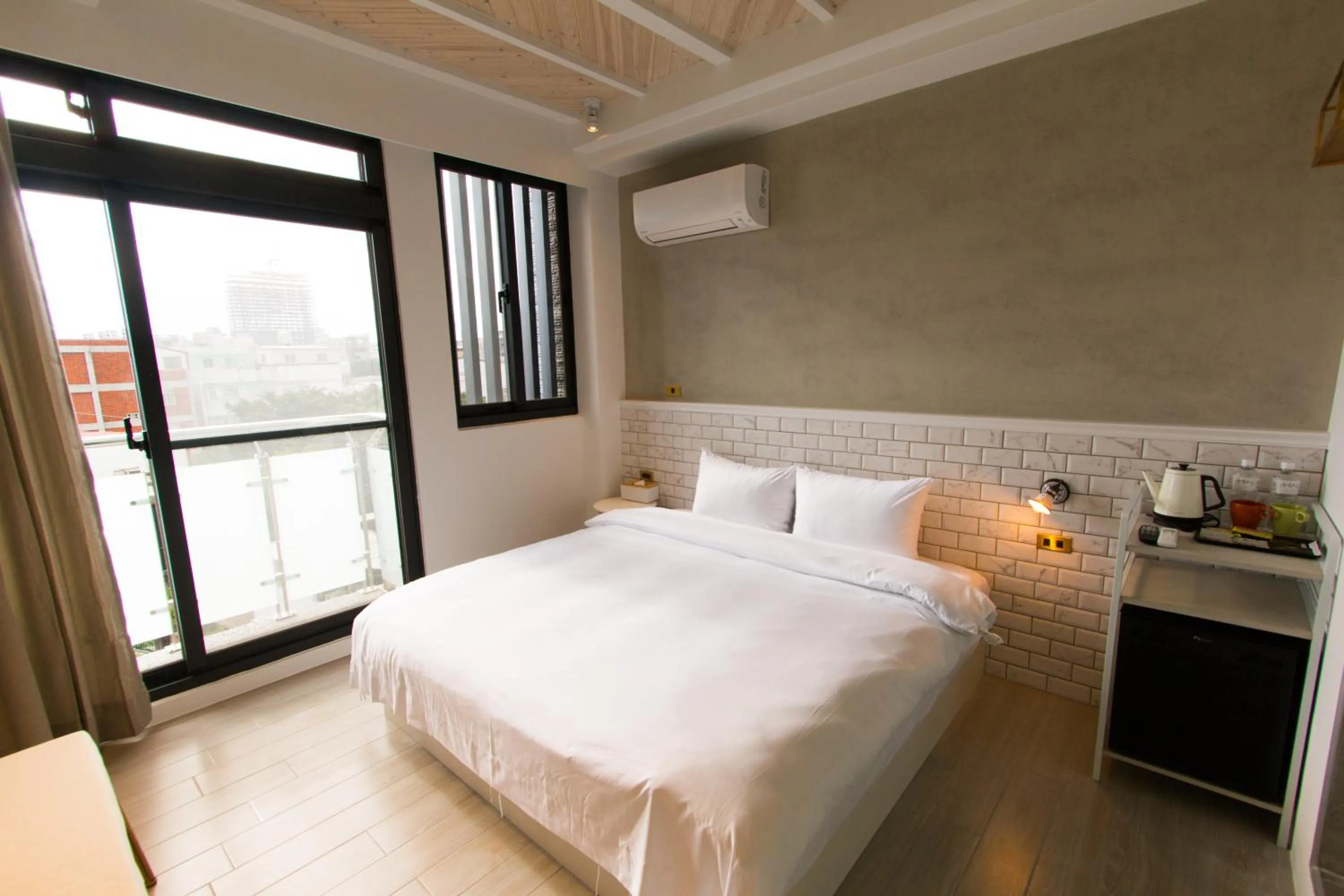 Photo of the whole room, Bed in We Love Inn