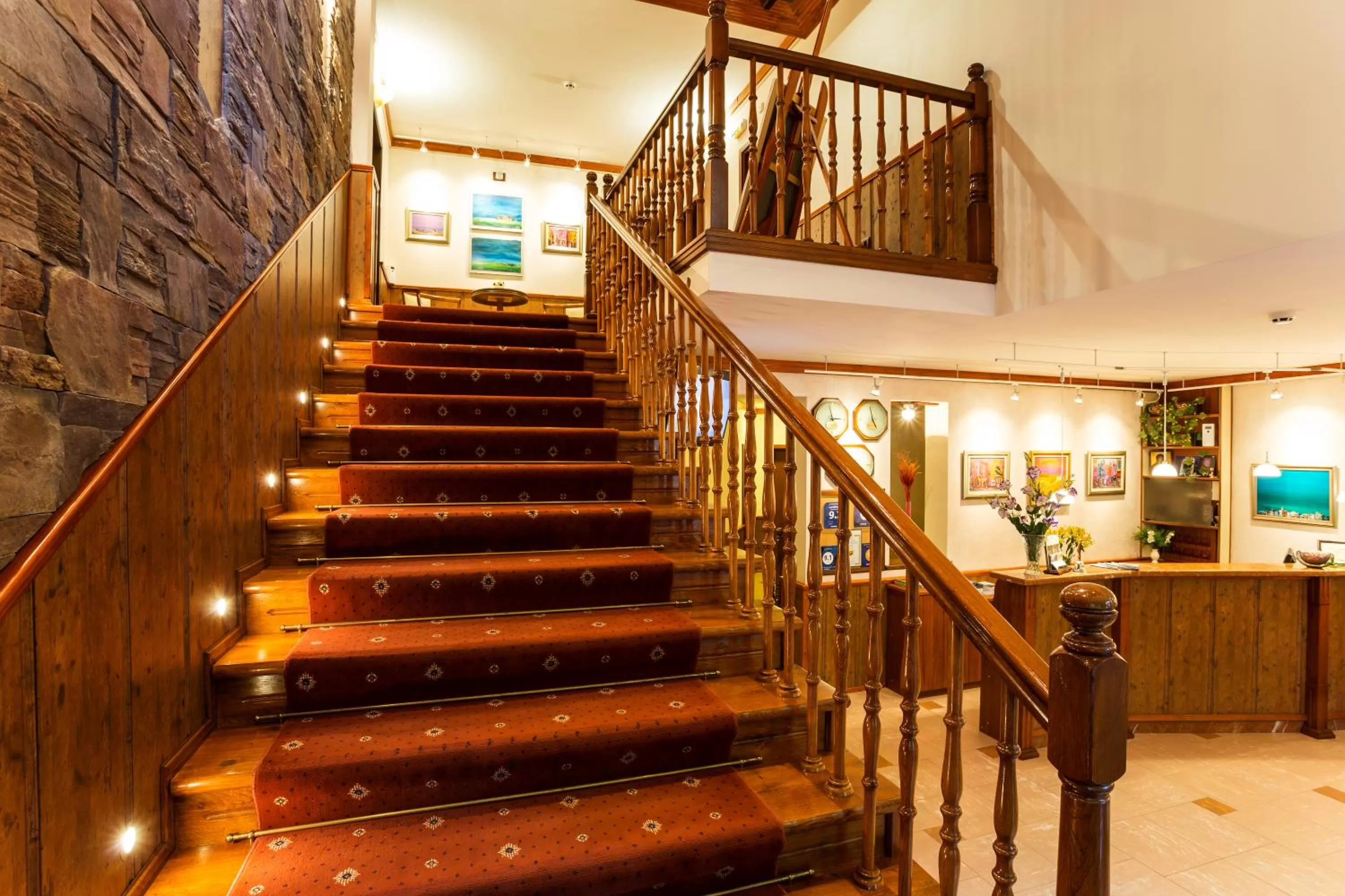 Lobby or reception in Hotel Villa Boyana - Free Parking