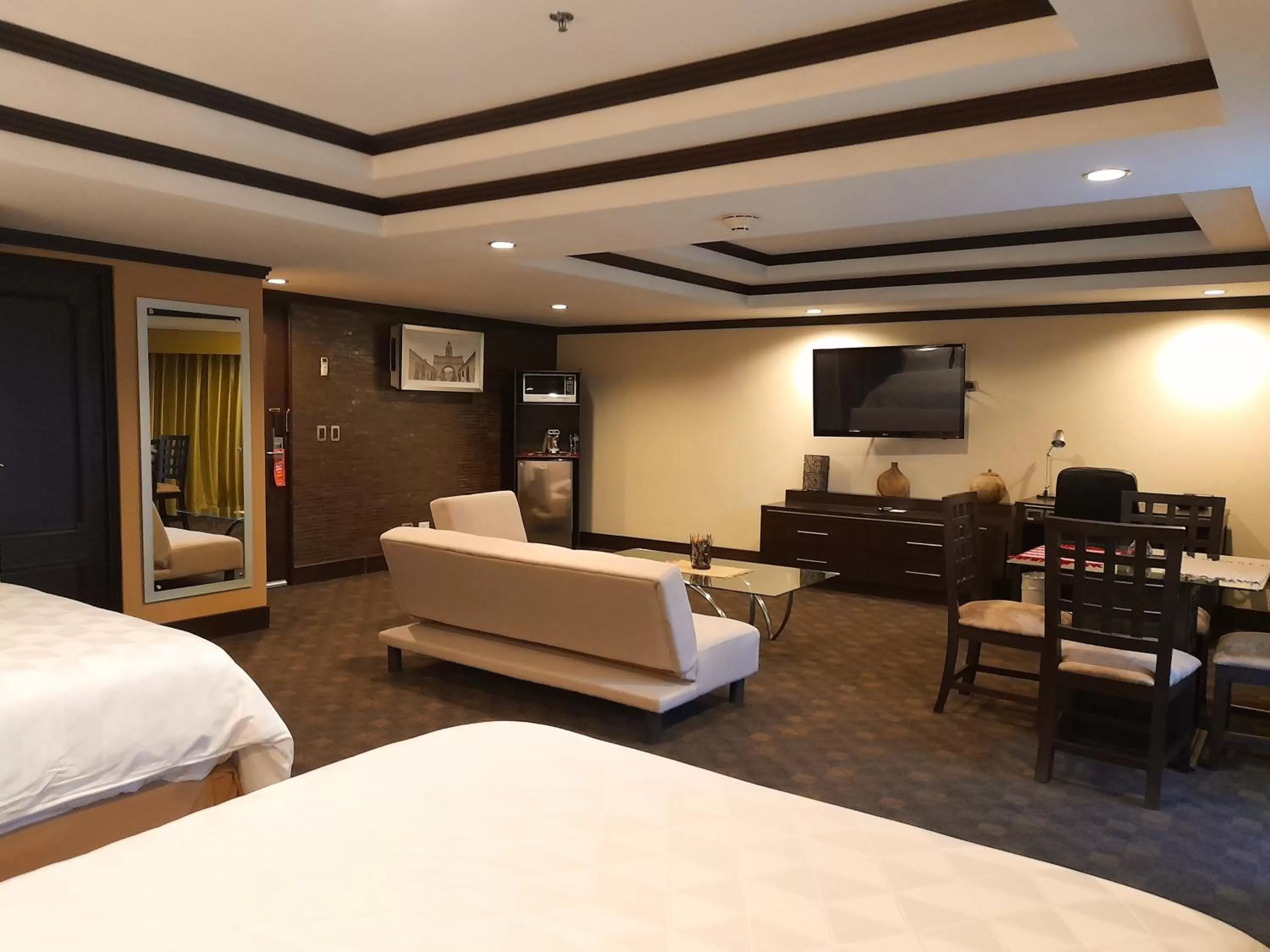 Photo of the whole room, Bed in Holiday Inn Guatemala by IHG